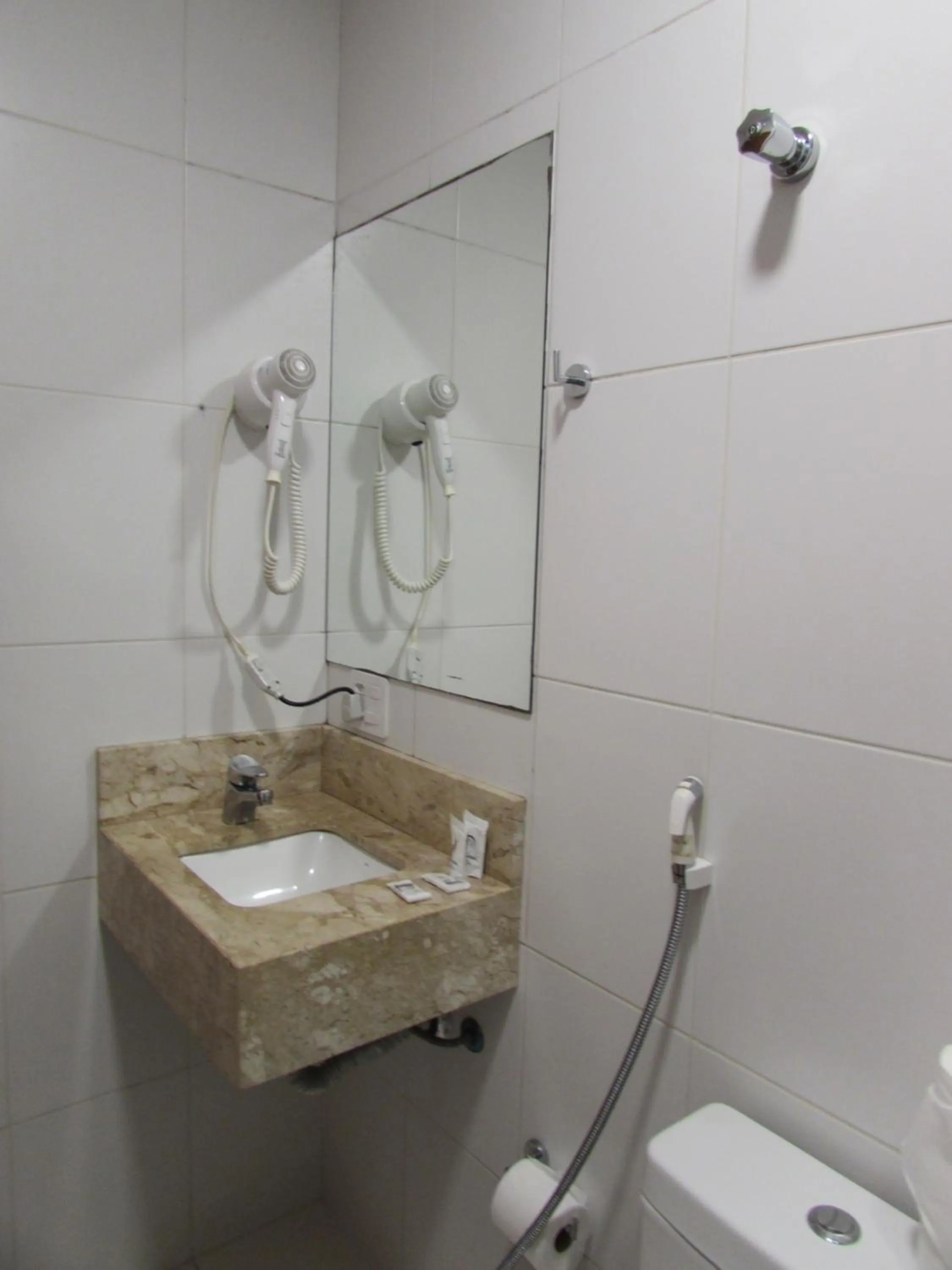 Hotel Urbis a 10 minutos Rua 25 de Março, Brás,Bom Retiro,a 2 minutos do Mirante Sampa Sky