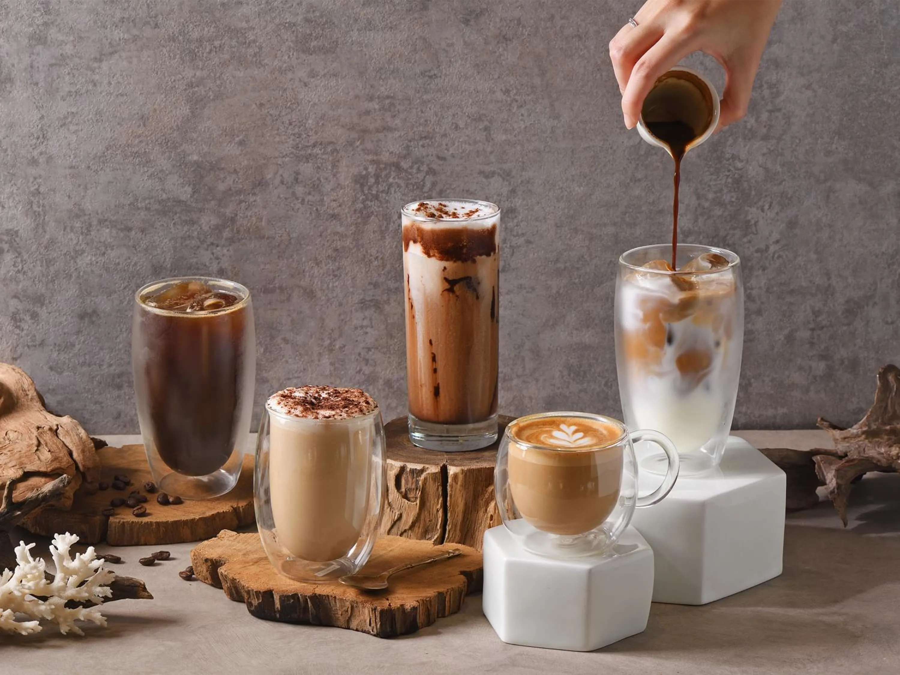 Restaurant/places to eat in DoubleTree by Hilton Bangkok Ploenchit