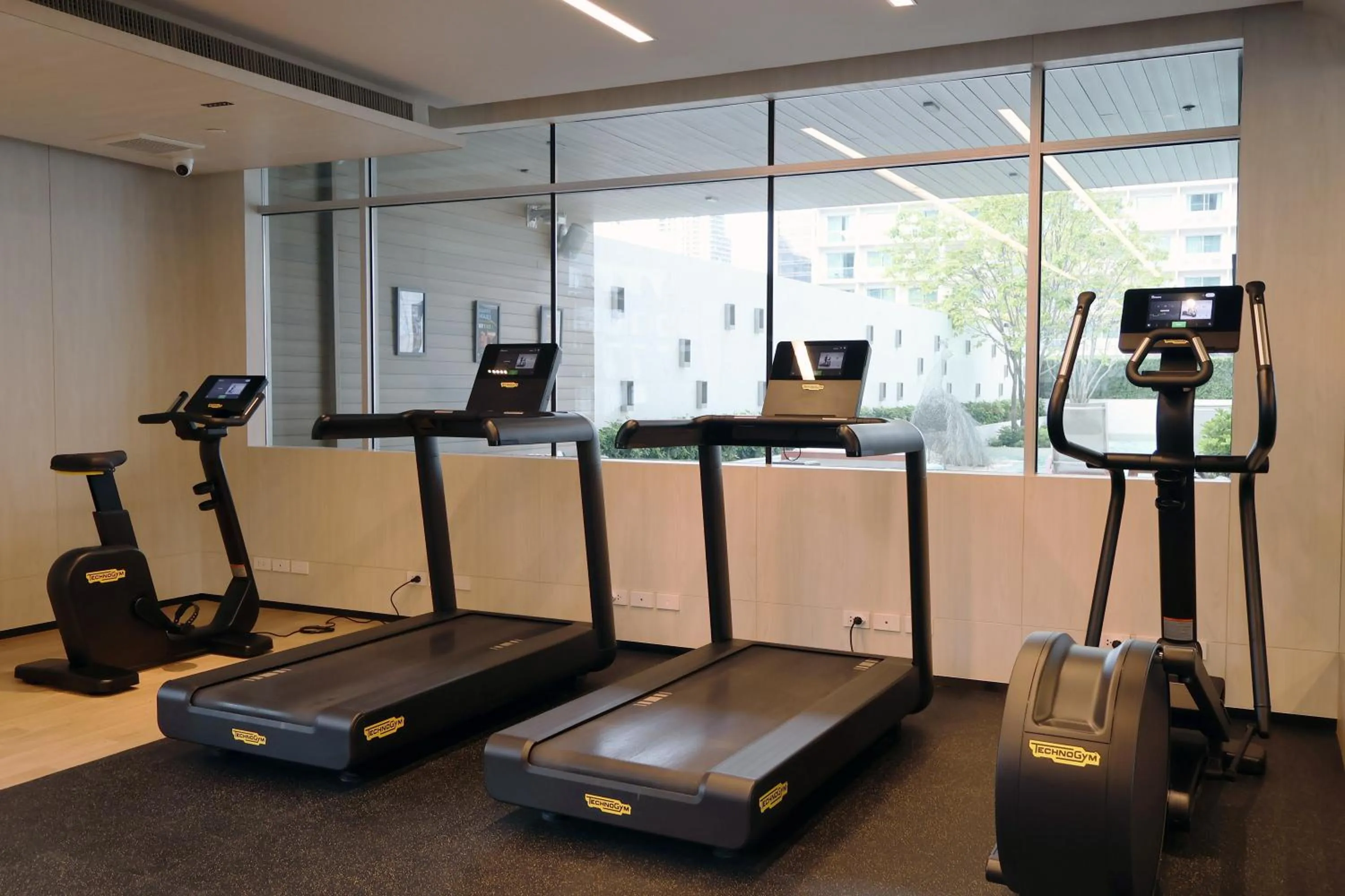 Fitness centre/facilities in DoubleTree by Hilton Bangkok Ploenchit