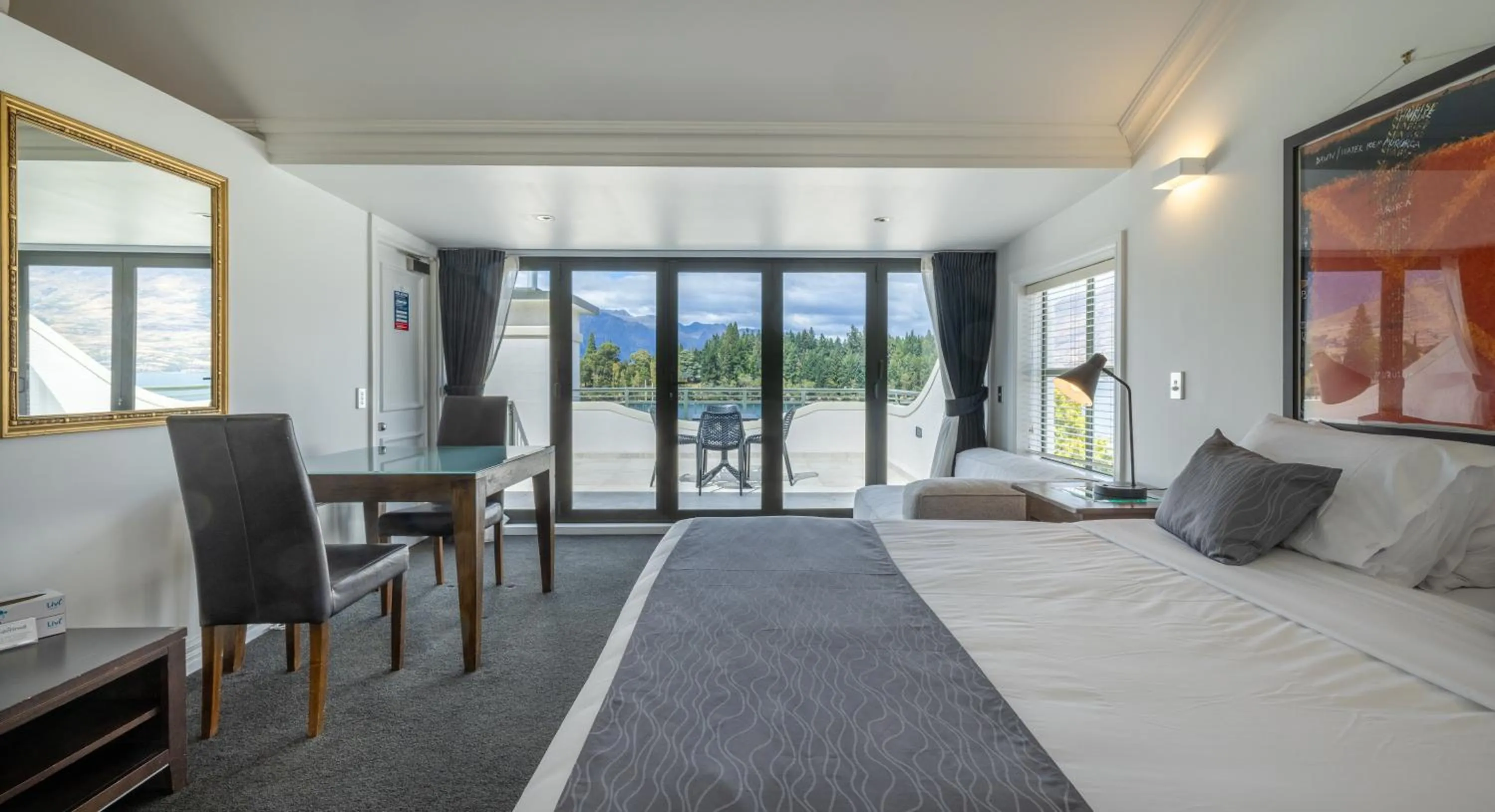 Bedroom in The Waterfront