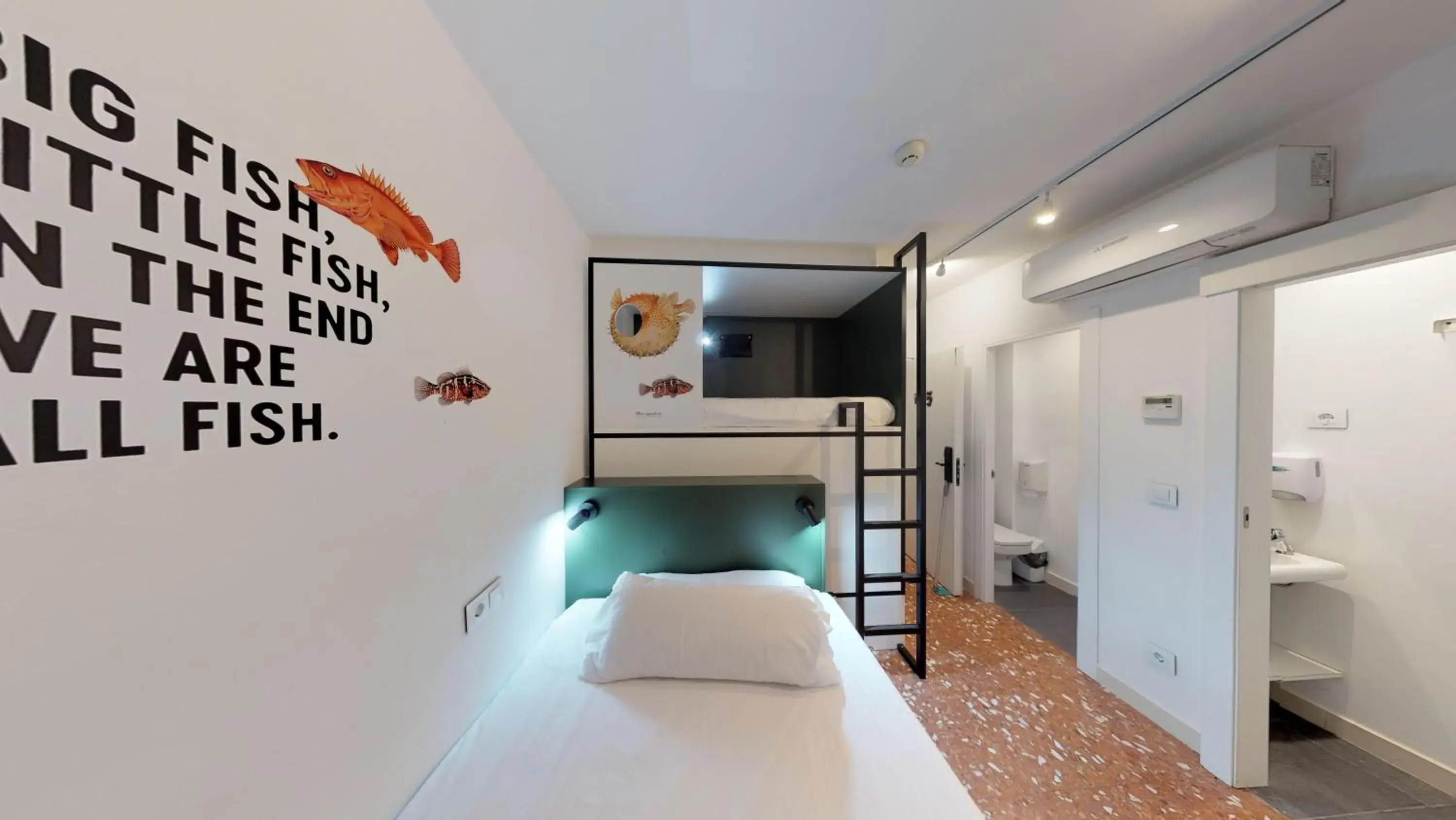 Family Room with Private Bathroom in 2060 The Newton Hostel Family Room with Private Bathroom in 2060 The Newton Hostel