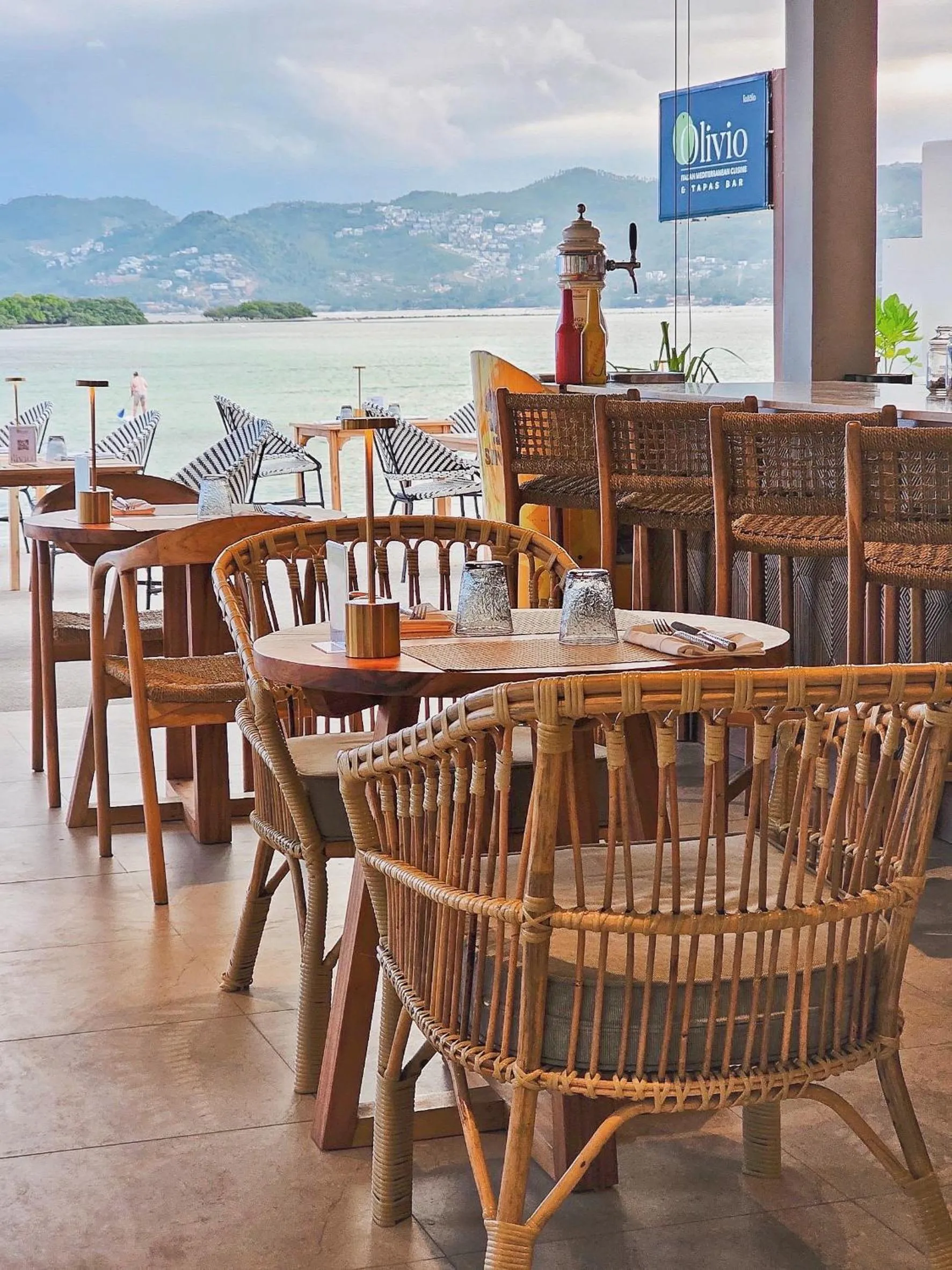 Restaurant/places to eat in Baan Haad Ngam Boutique Resort