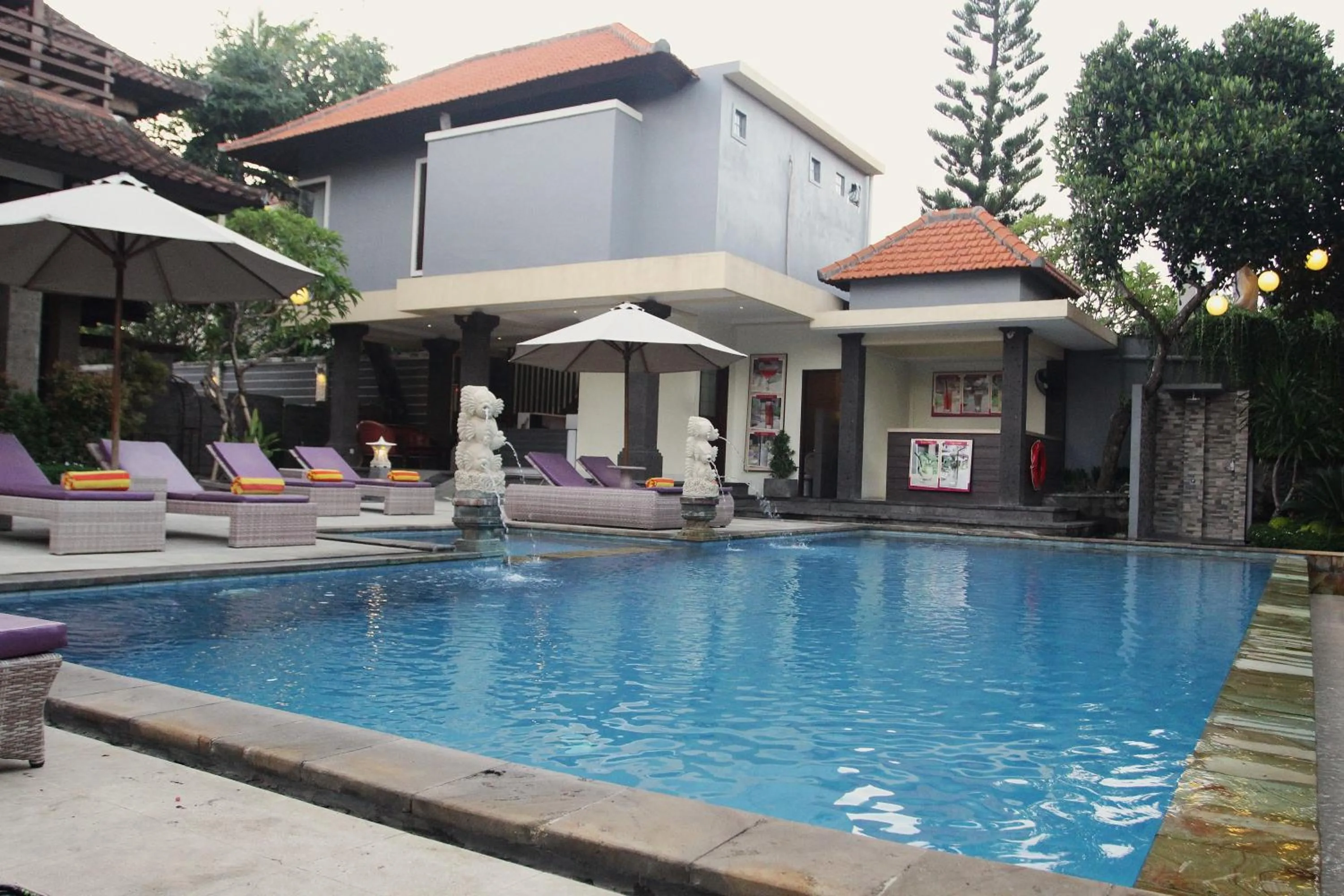 Swimming pool in Puri Sading Hotel