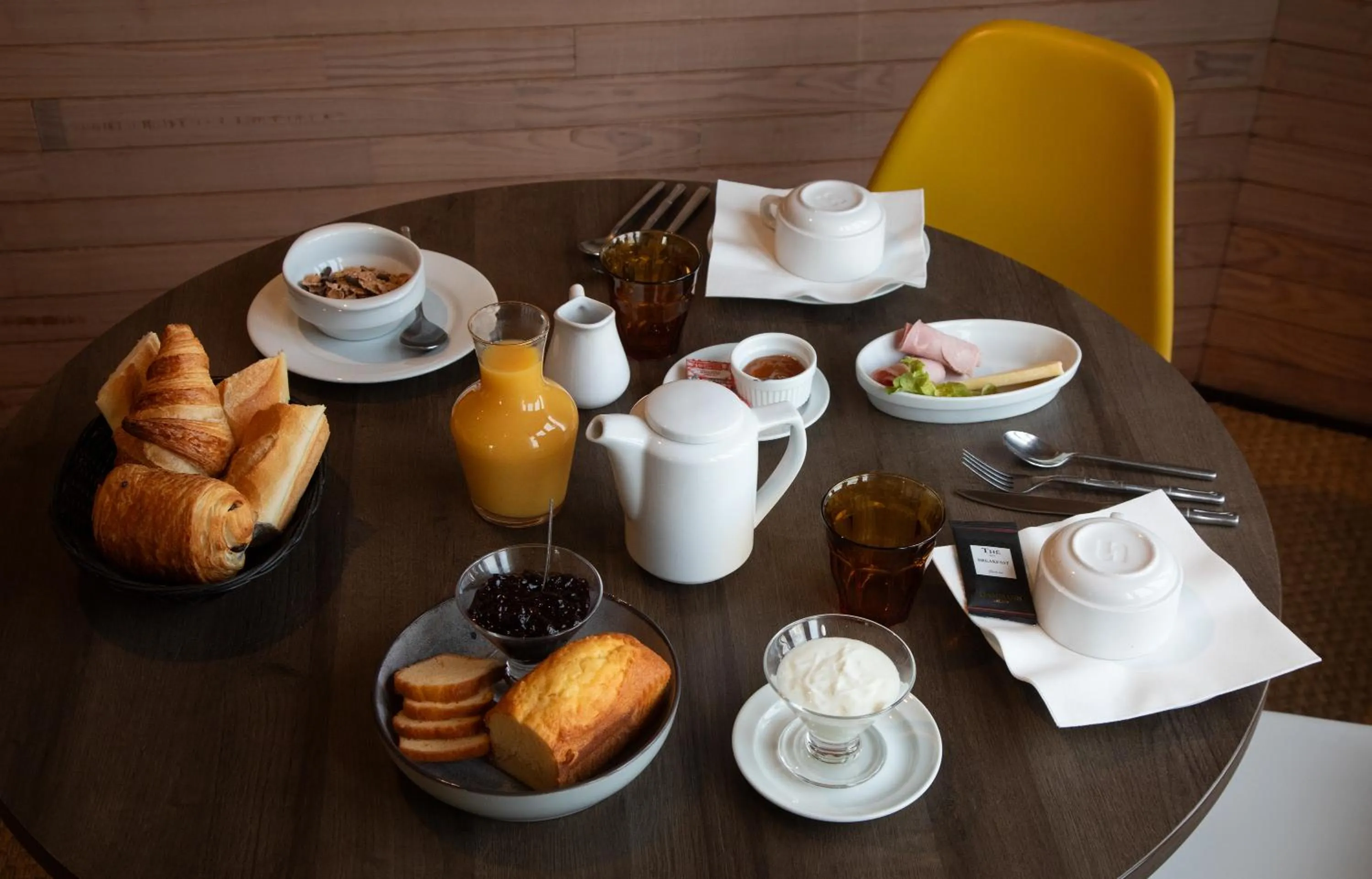 Food and drinks in Clair de Lie