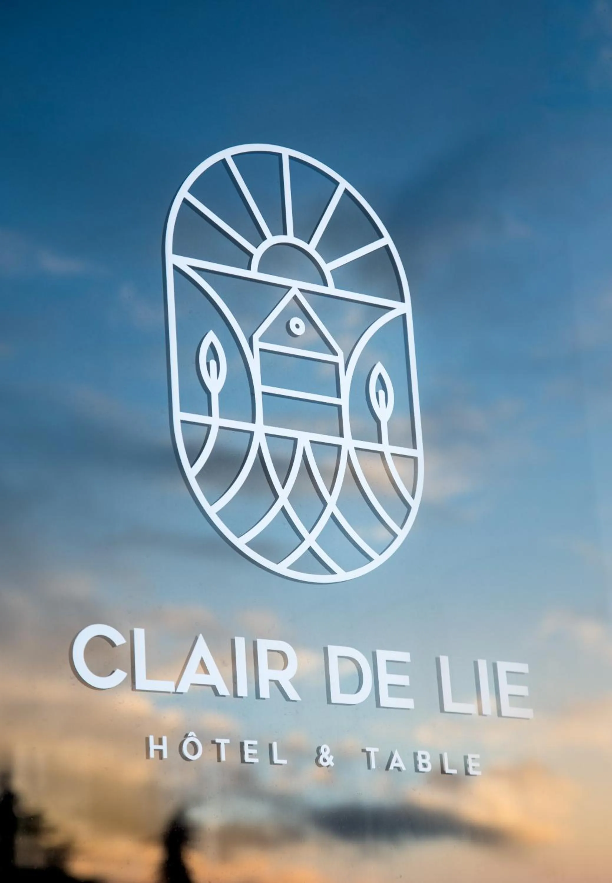 Property logo or sign in Clair de Lie