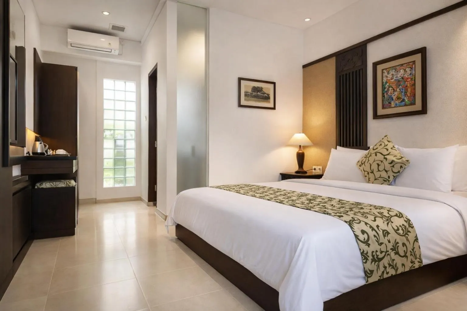 Photo of the whole room, Bed in Yulia Village Inn Ubud