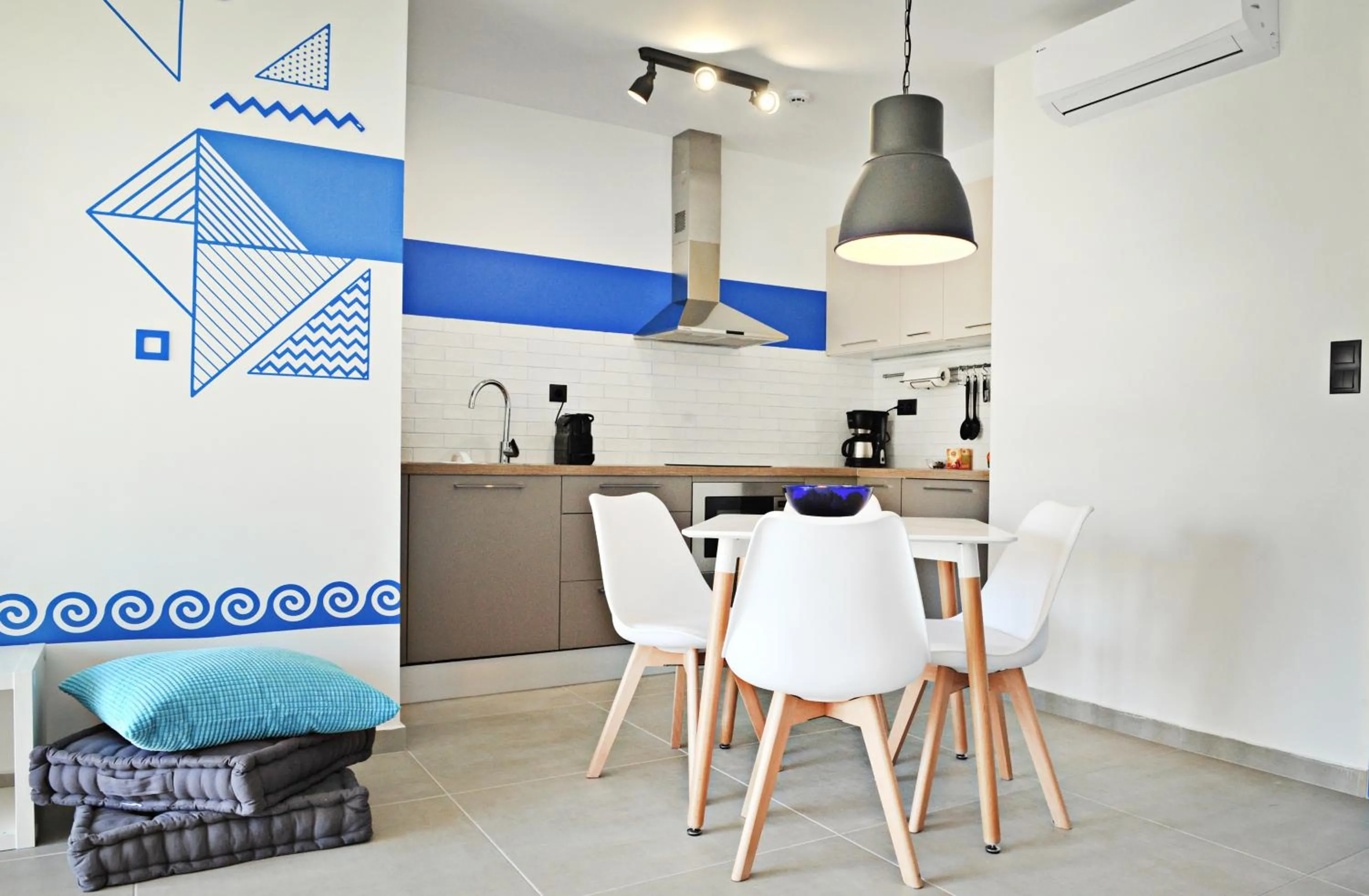 Kitchen or kitchenette in The Athenians Modern Apartments