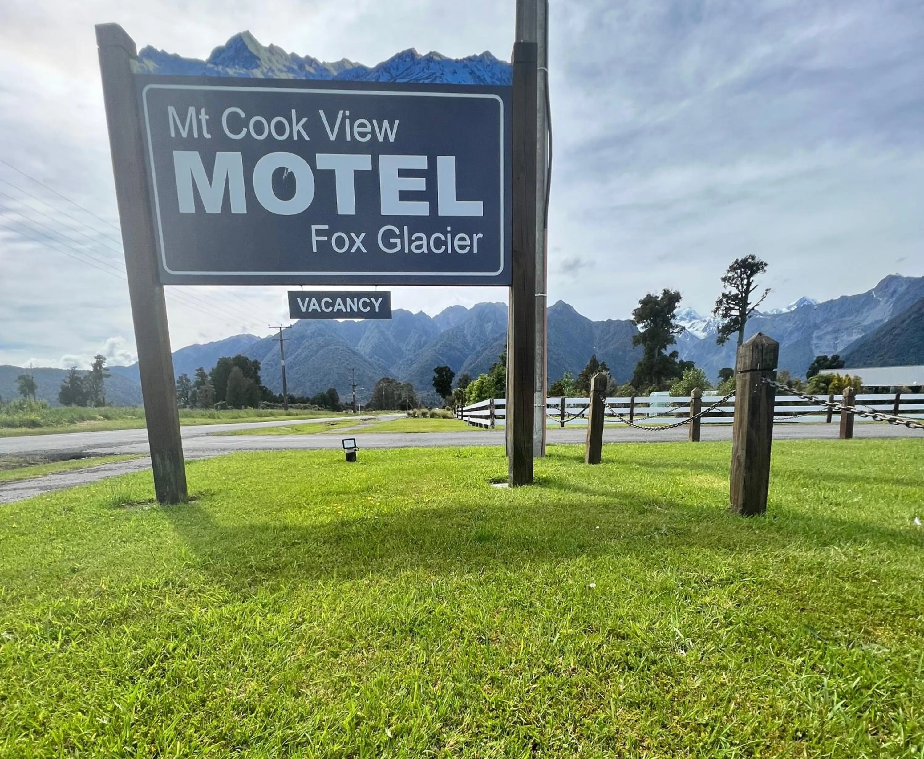 Mt Cook View Motel - Fox Glacier