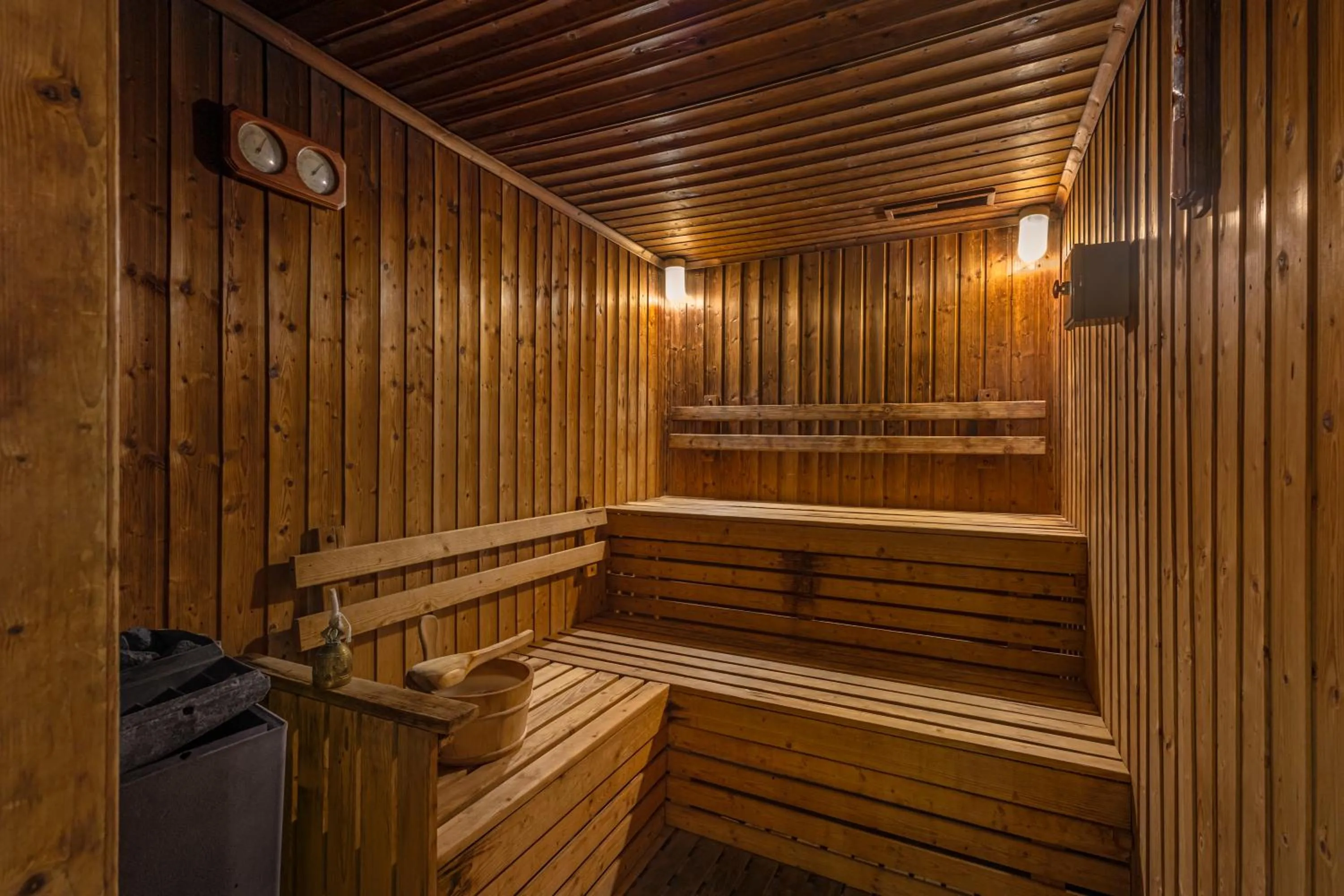Sauna in Royal Cliff Beach Hotel Pattaya