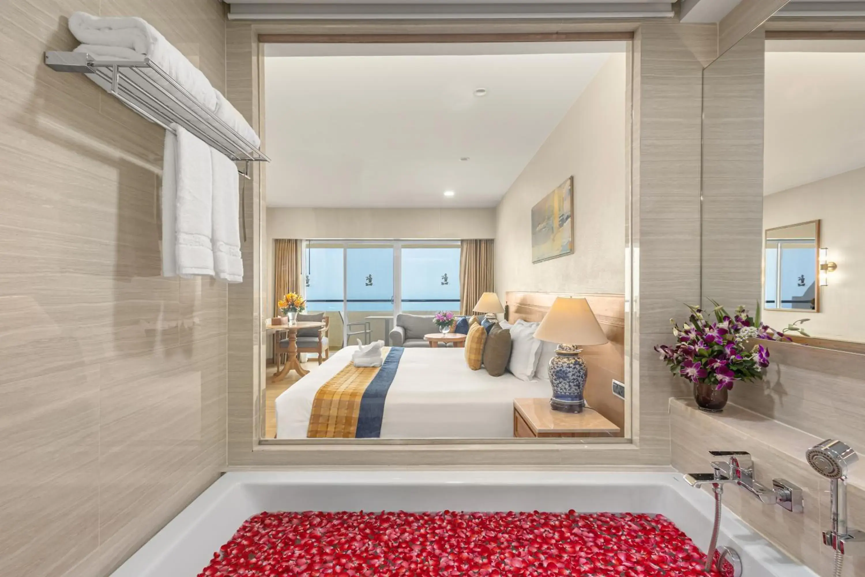 Ocean Deluxe in Royal Cliff Beach Hotel Pattaya Ocean Deluxe in Royal Cliff Beach Hotel Pattaya