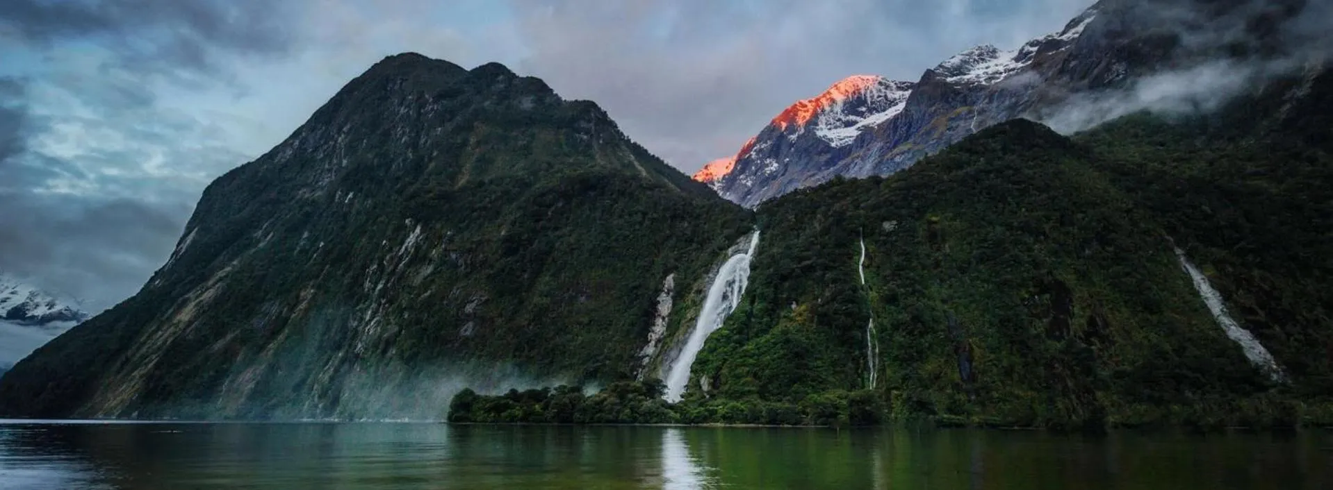 Manapouri Lakeview Motor Inn