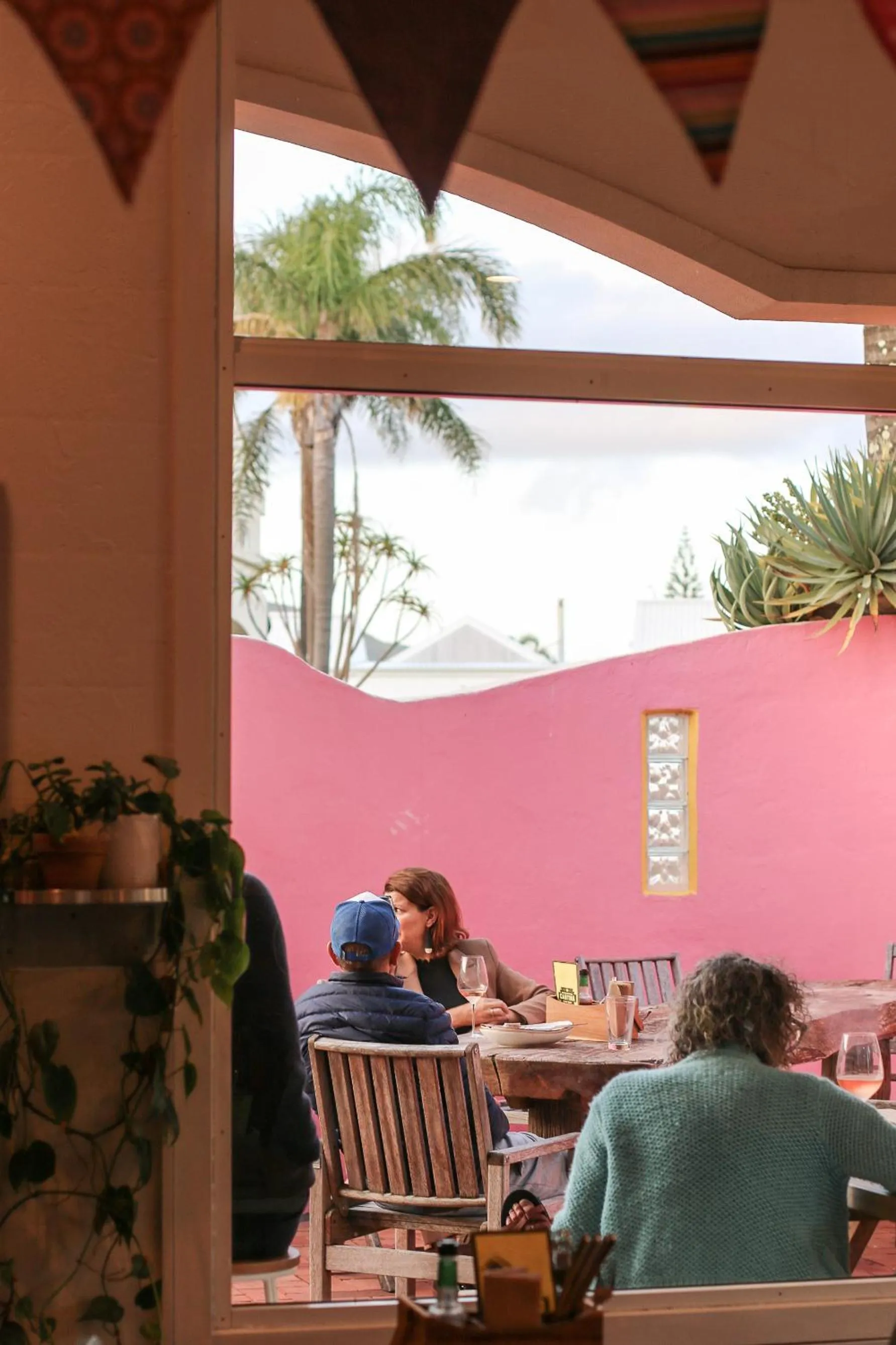 Restaurant/places to eat in Ocean Beach Wainui