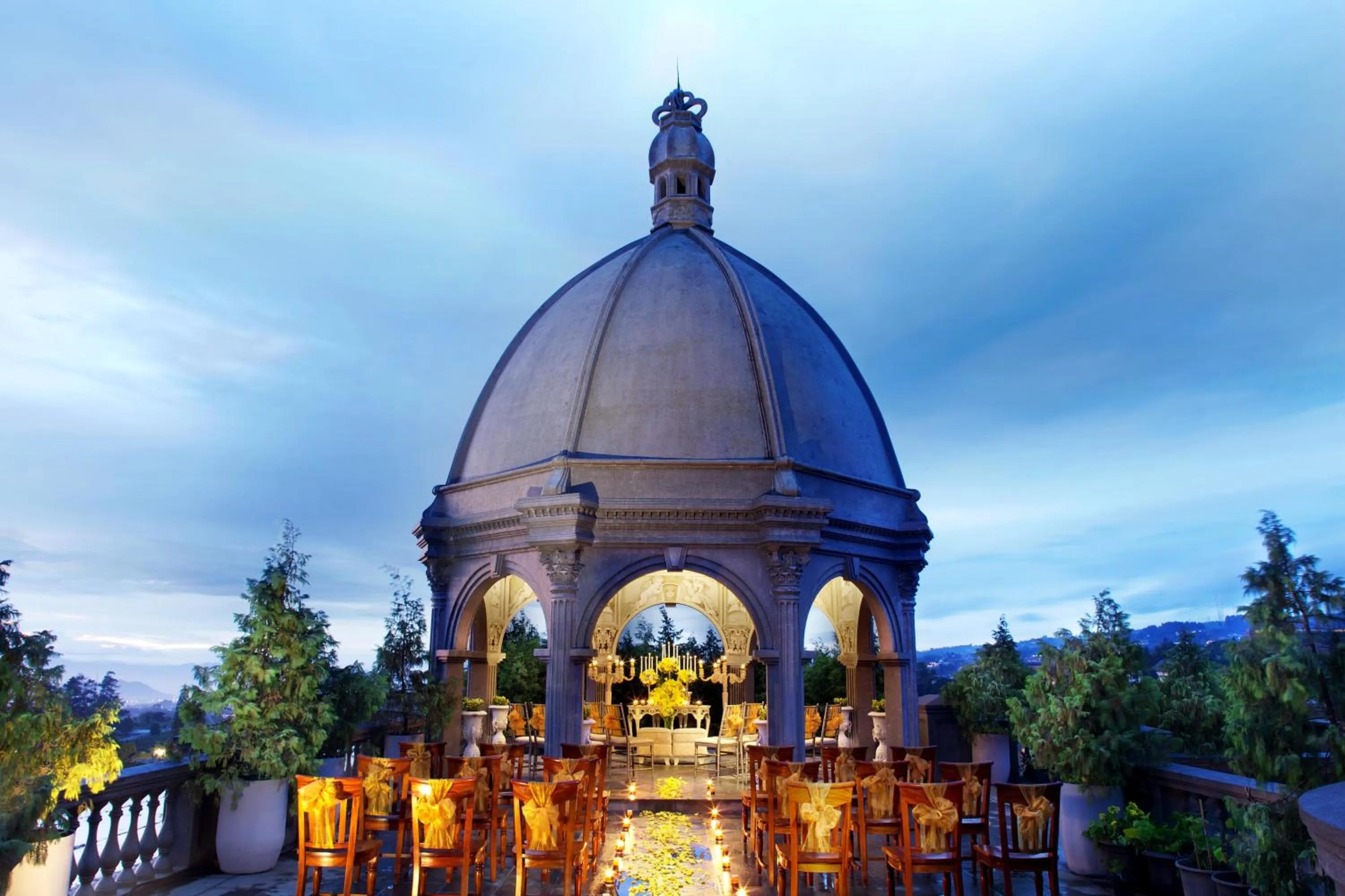 Restaurant/places to eat in GH Universal Hotel Bandung