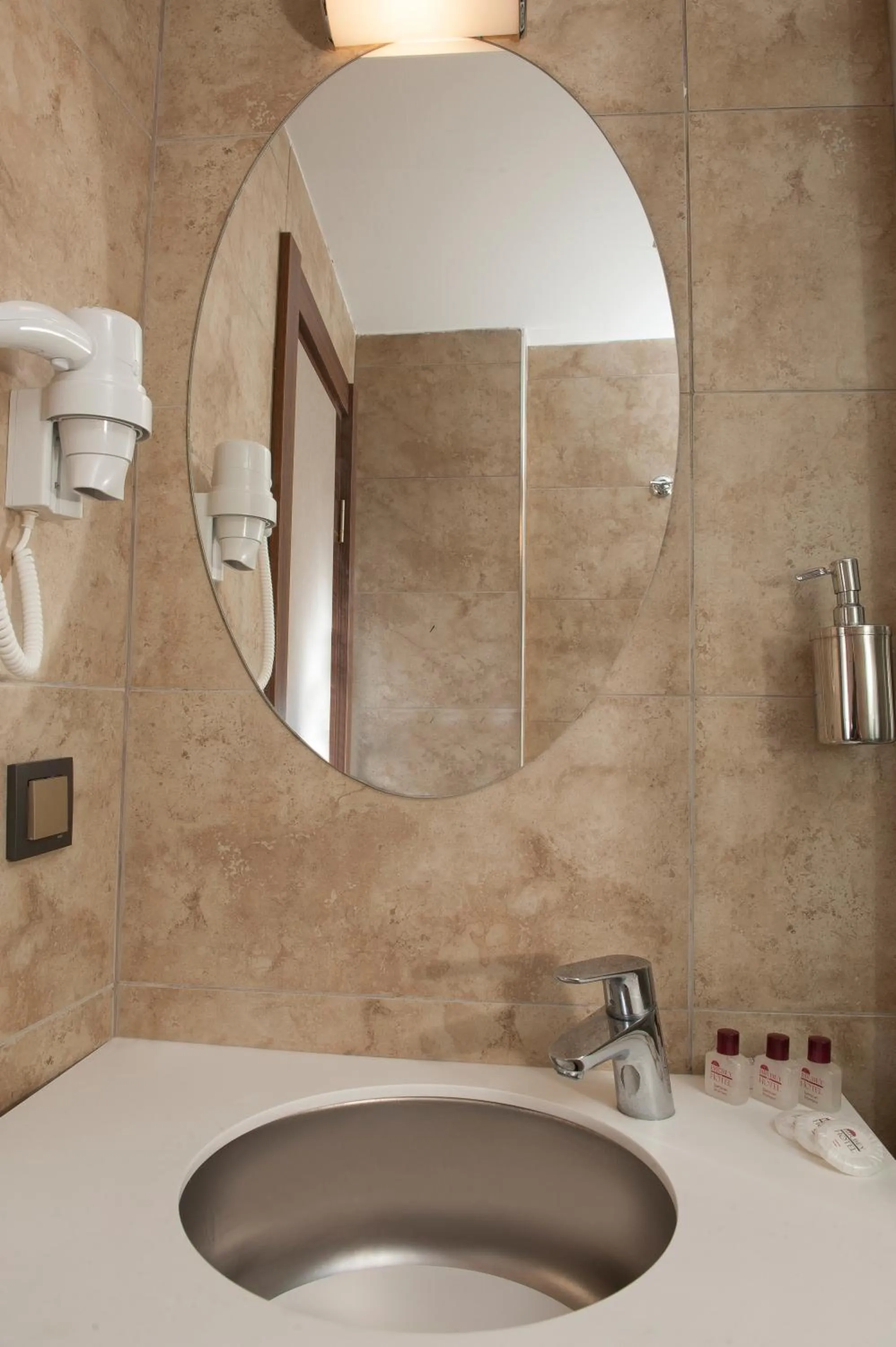 Bathroom in Birbey Hotel