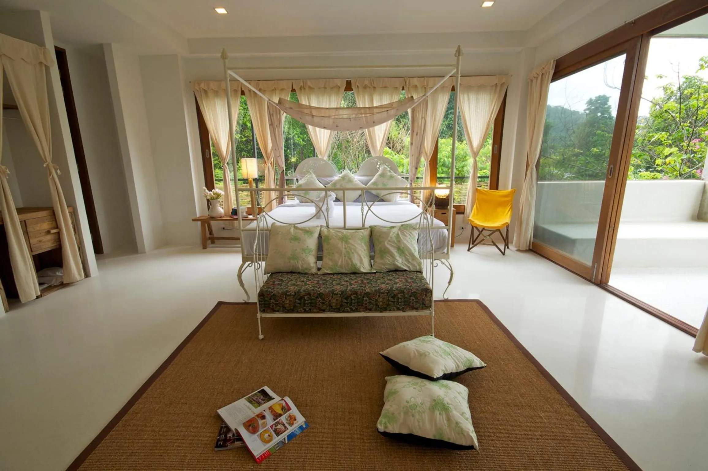 Photo of the whole room in Proud Phu Fah Maerim Resort