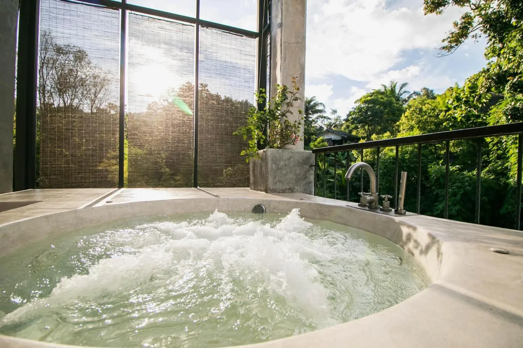 Tree Top for 2 people  in Proud Phu Fah Maerim Resort Tree Top for 2 people  in Proud Phu Fah Maerim Resort