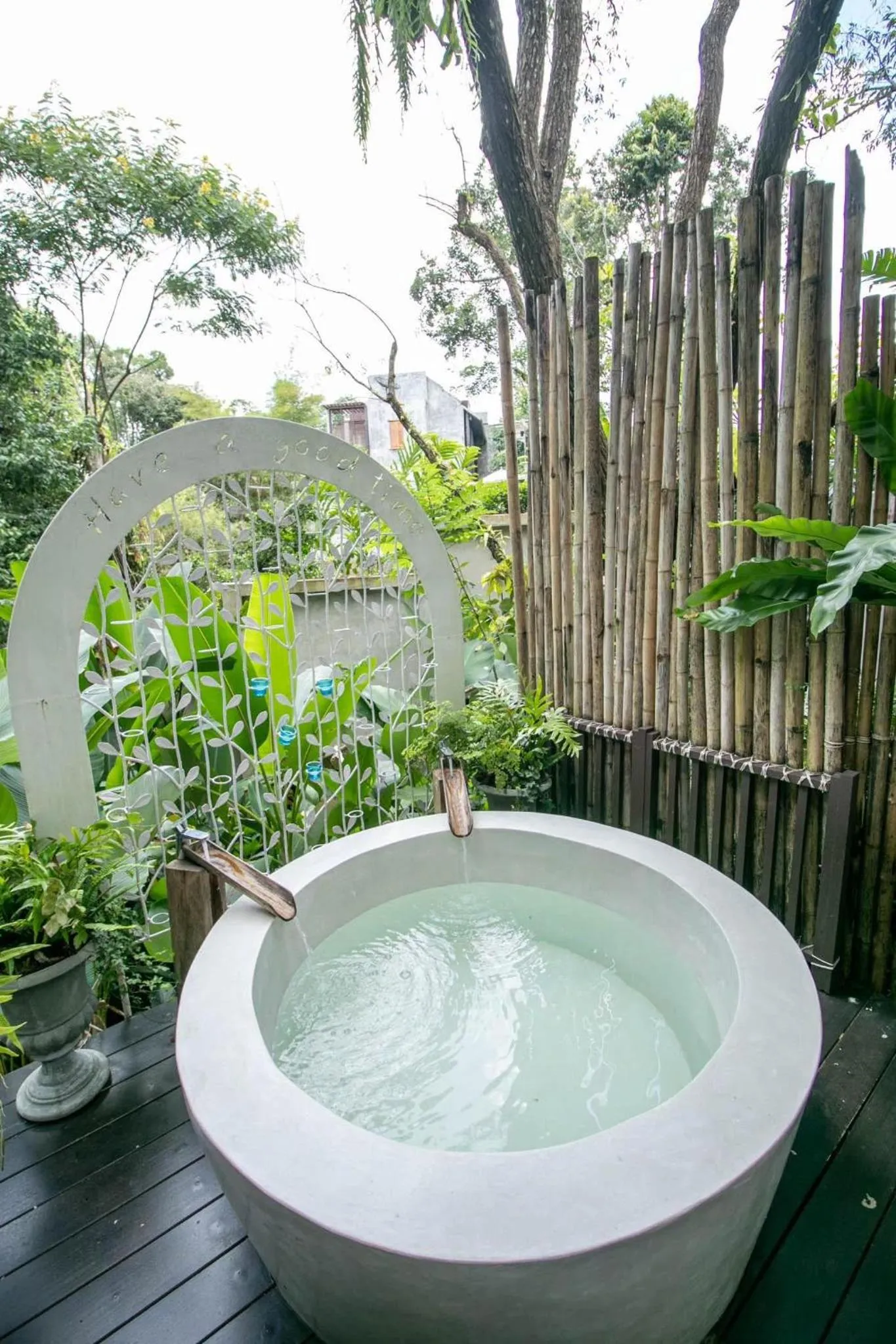 Hot Tub in Proud Phu Fah Maerim Resort