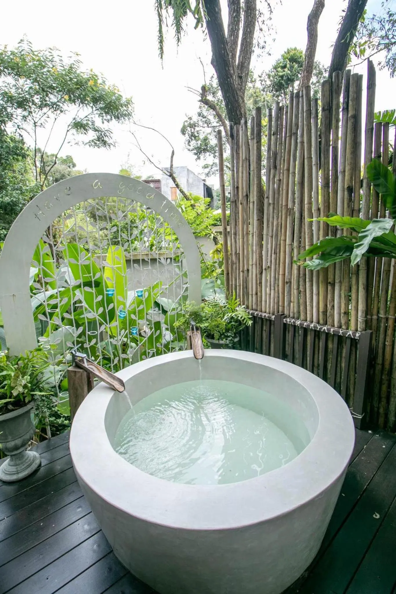 Hot Tub in Proud Phu Fah Maerim Resort