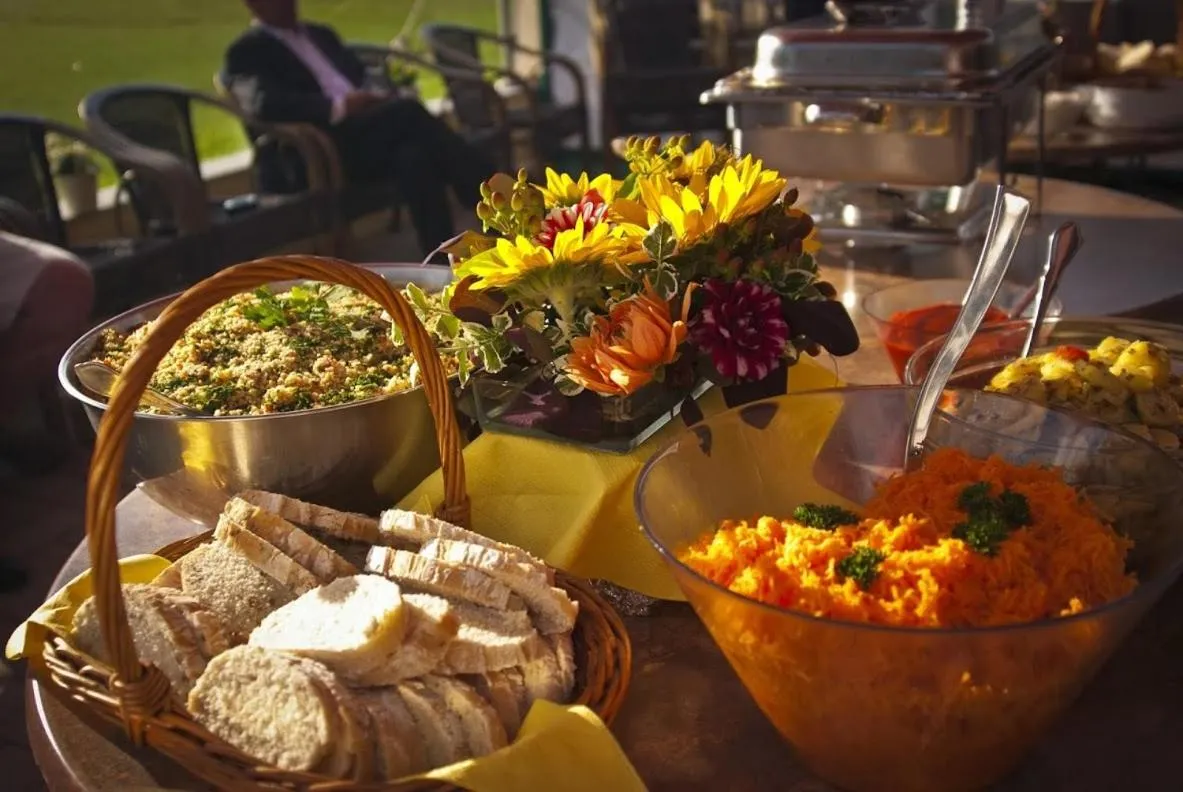Meals in Landhotel Möllhagen