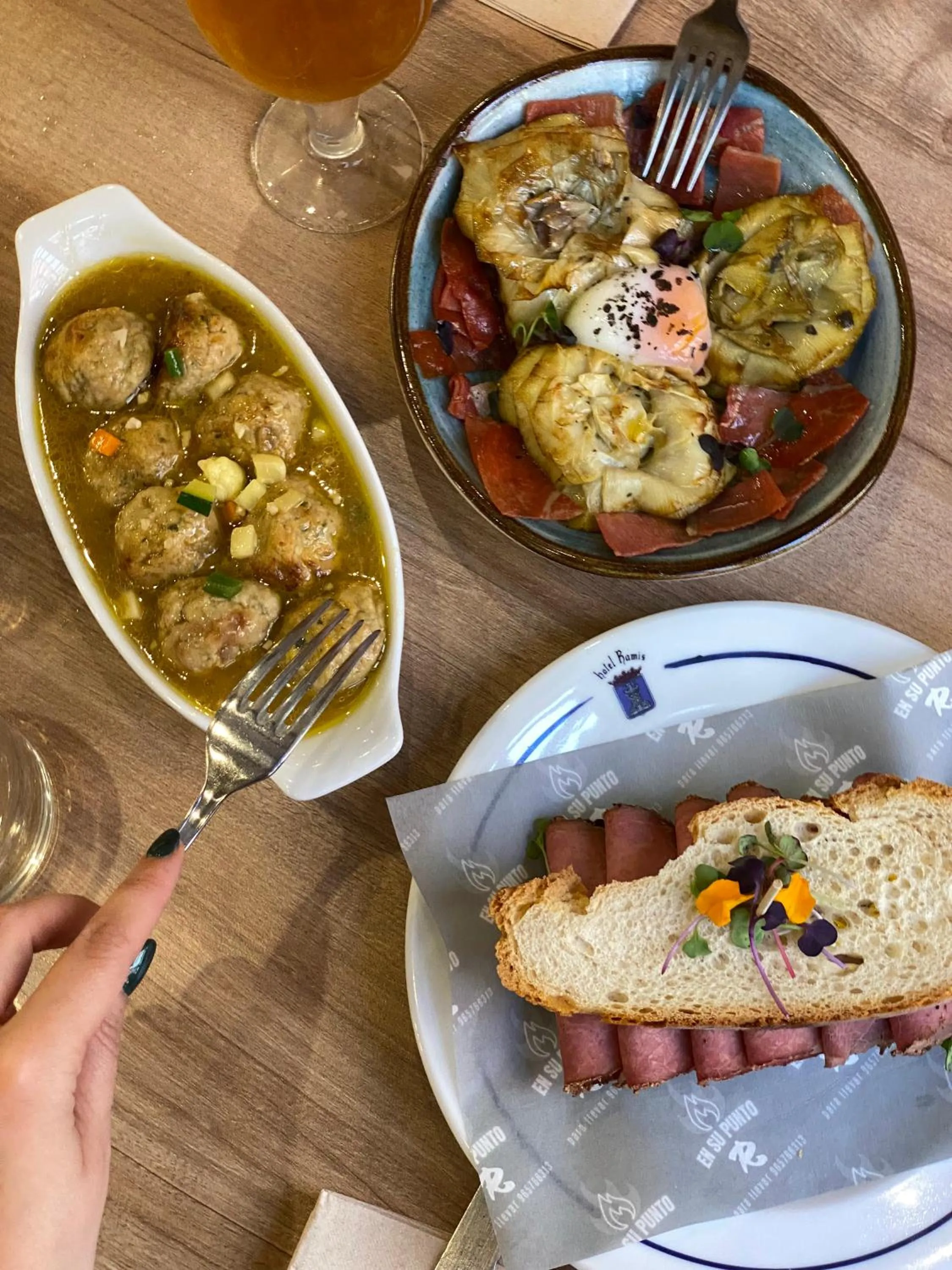 Restaurant/places to eat in Hotel Ramis fundado en 1969