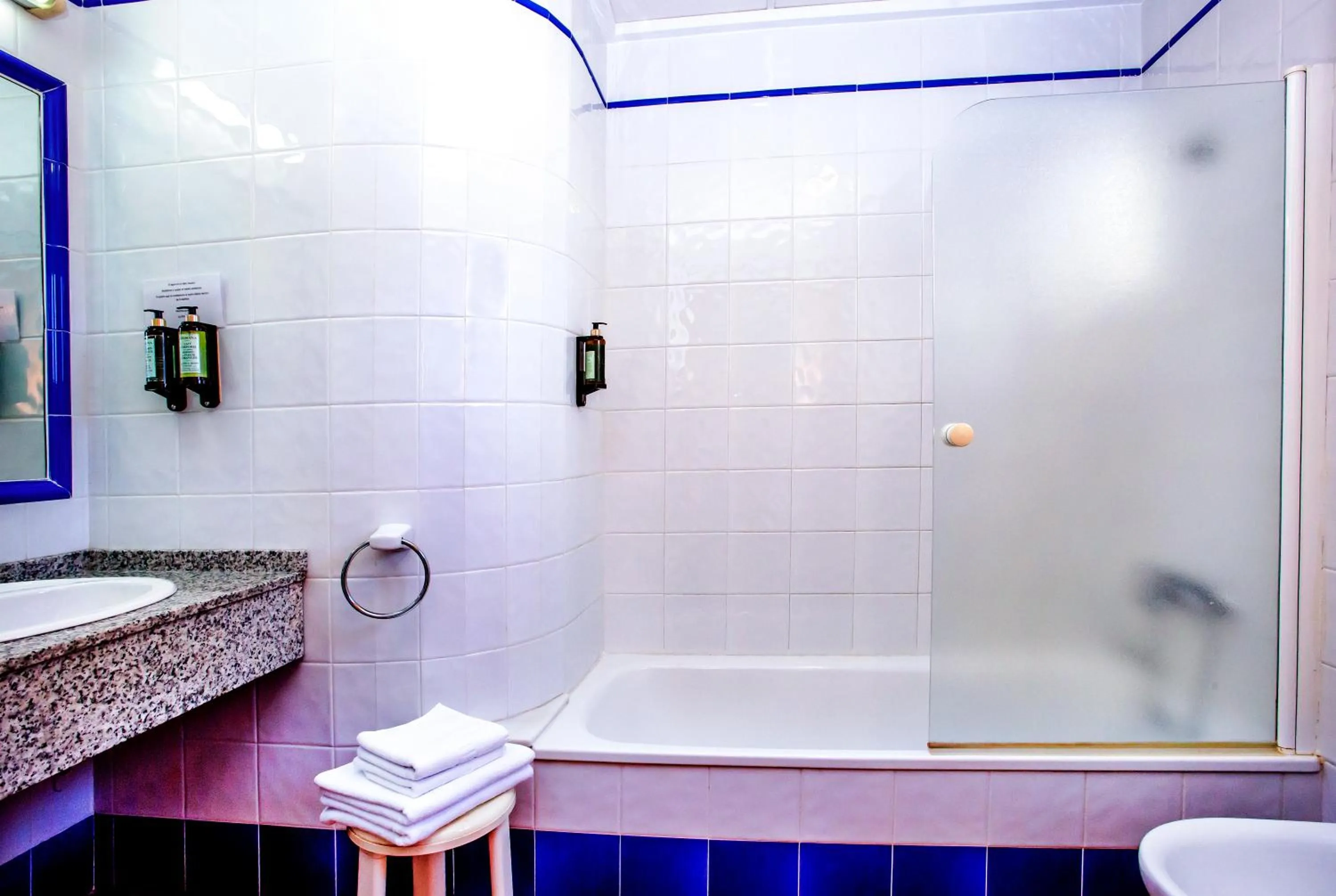 Standard Double Room in Hotel Ramis fundado en 1969