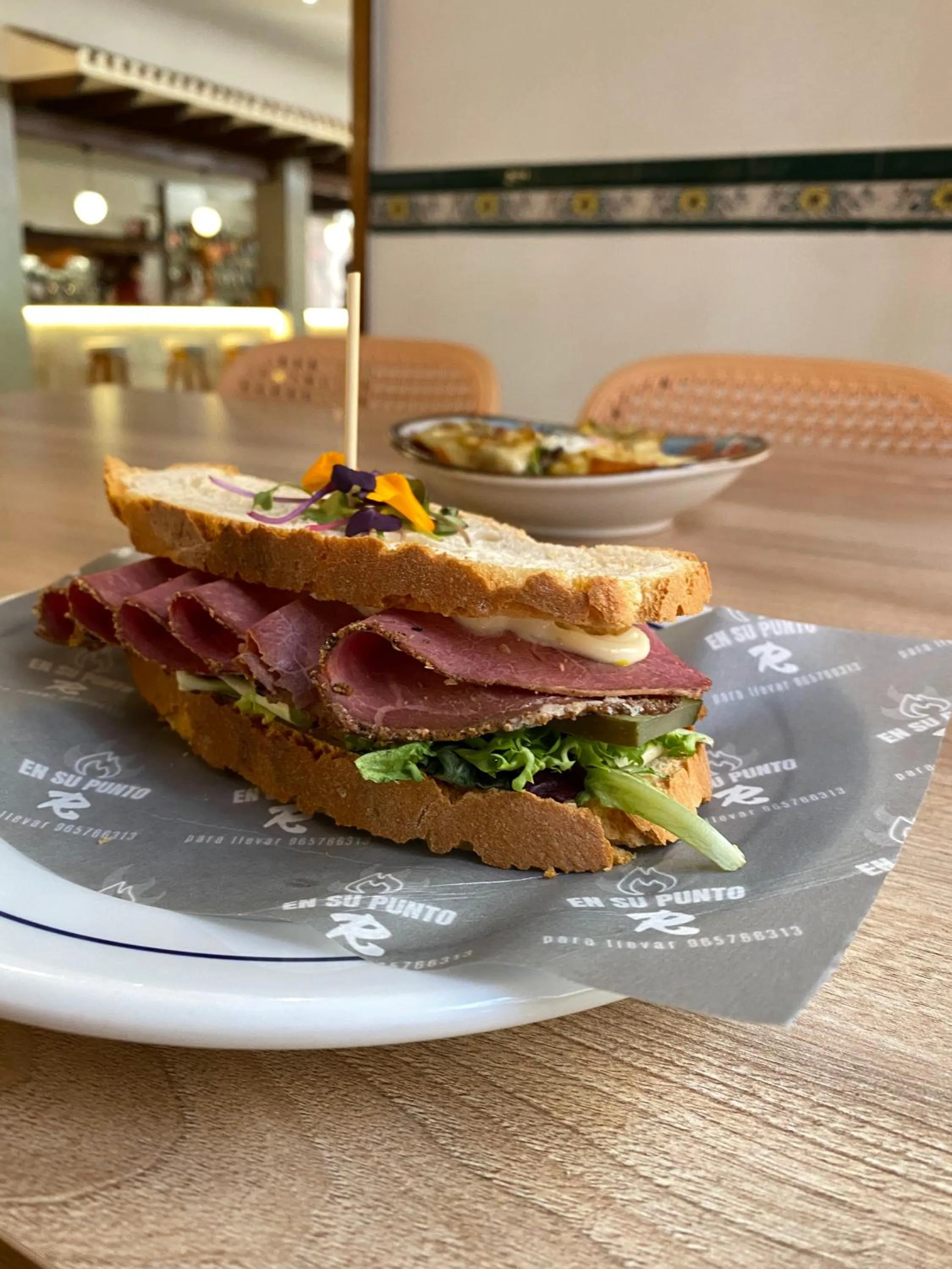 Restaurant/places to eat in Hotel Ramis fundado en 1969