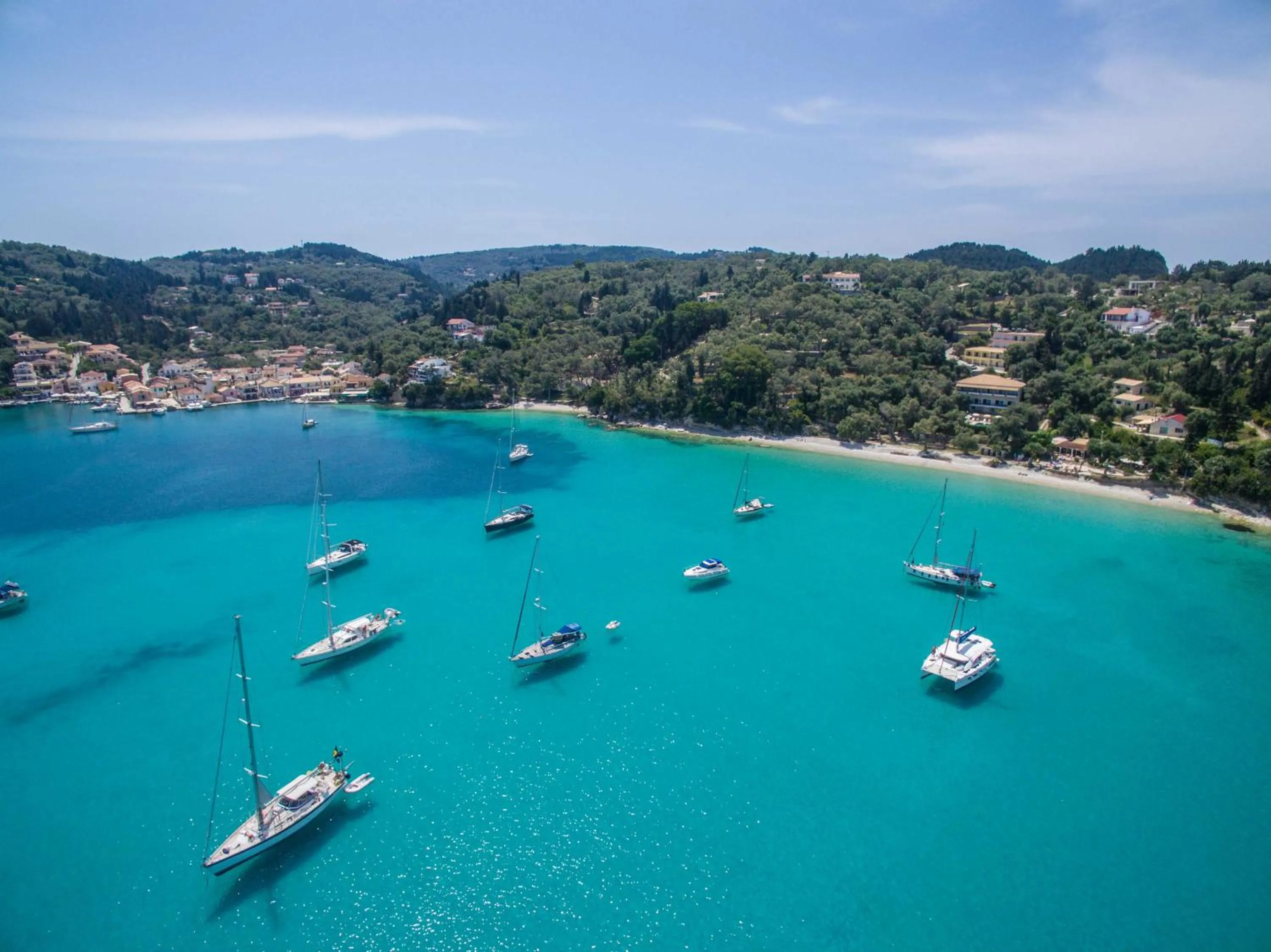 Location in Amfitriti Hotel & Studios