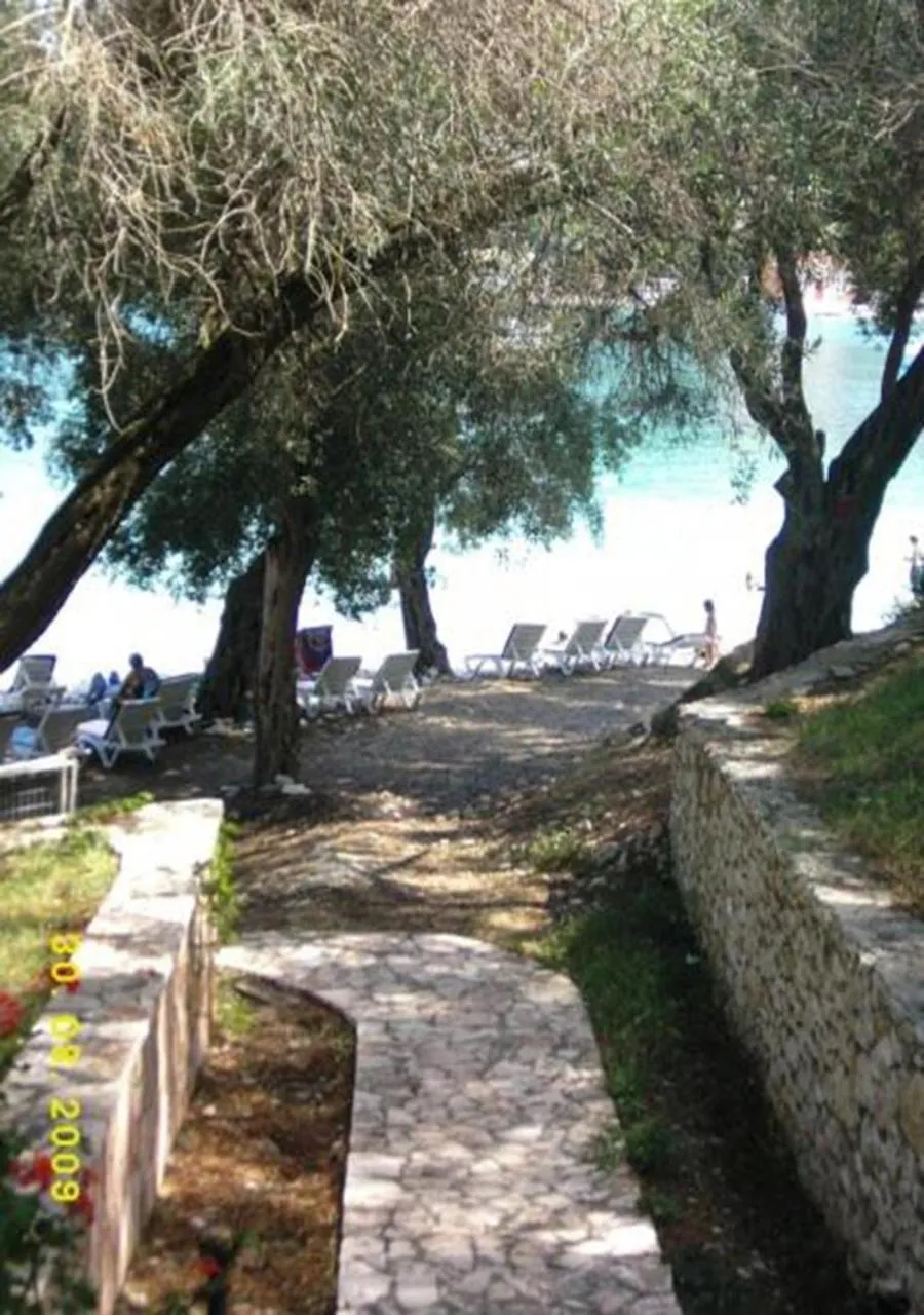 Beach in Amfitriti Hotel & Studios