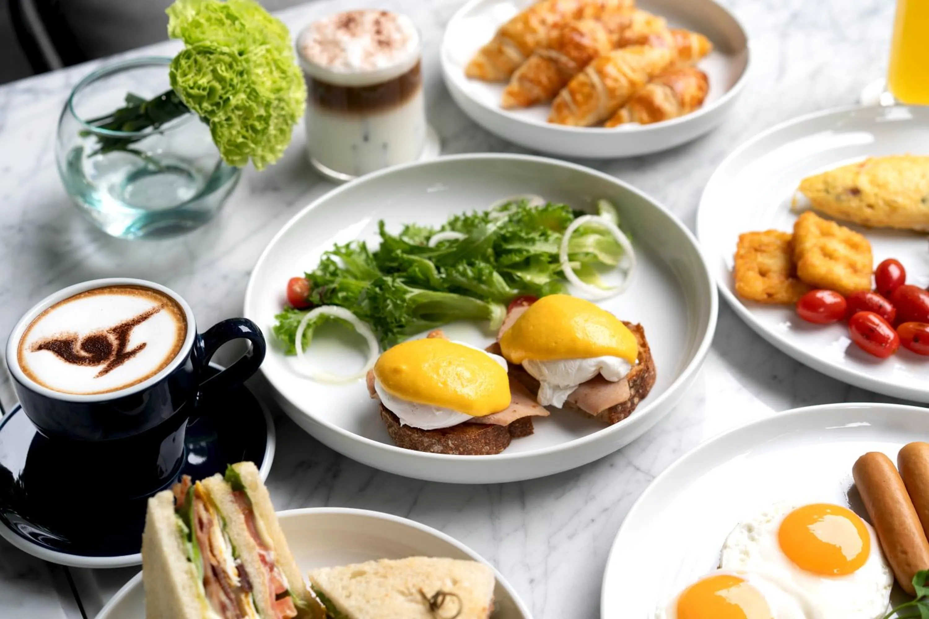 Breakfast in The Park Nine Hotel Srinakarin