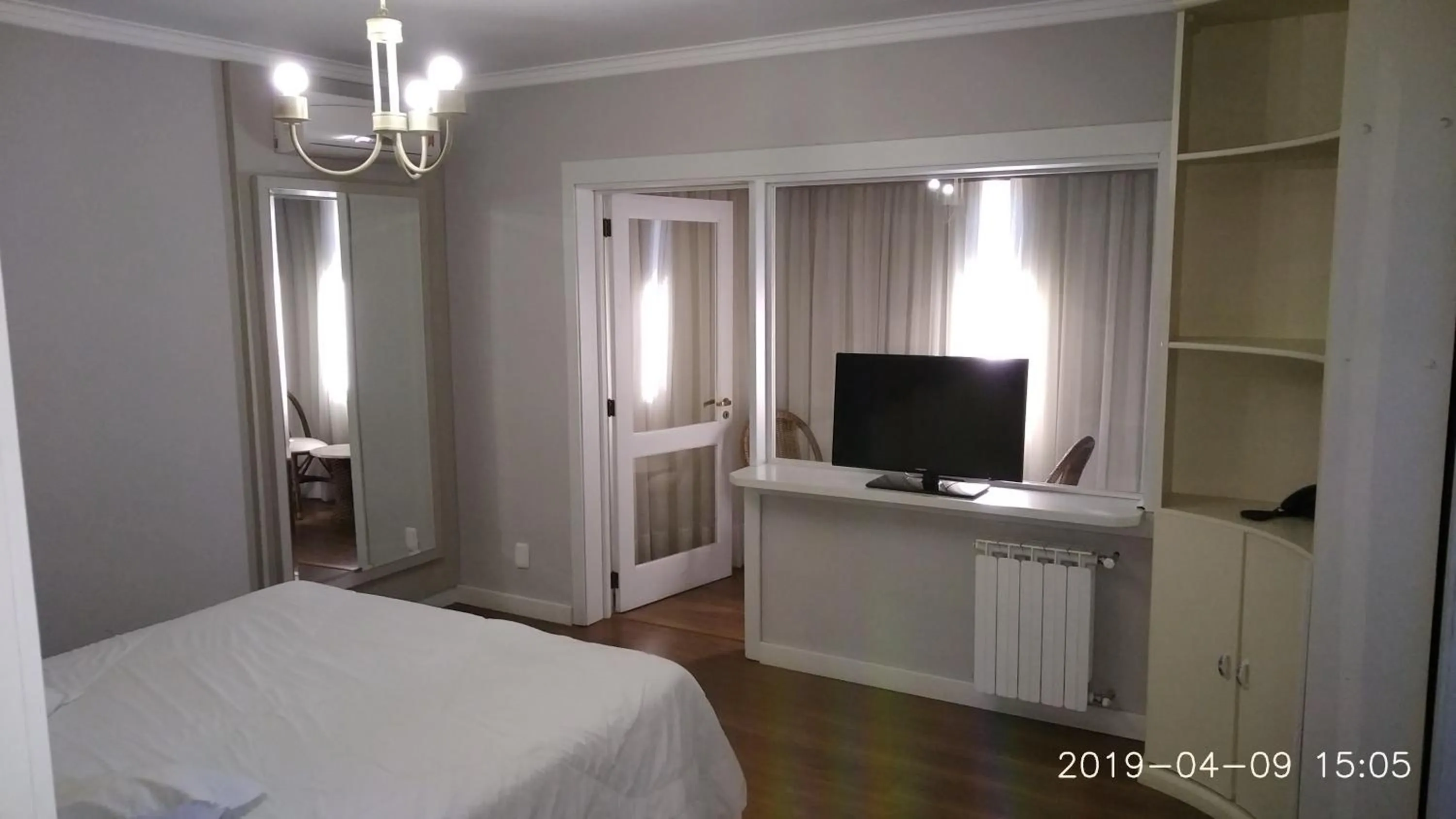 Photo of the whole room, Bed in Pousada do Verde Gramado