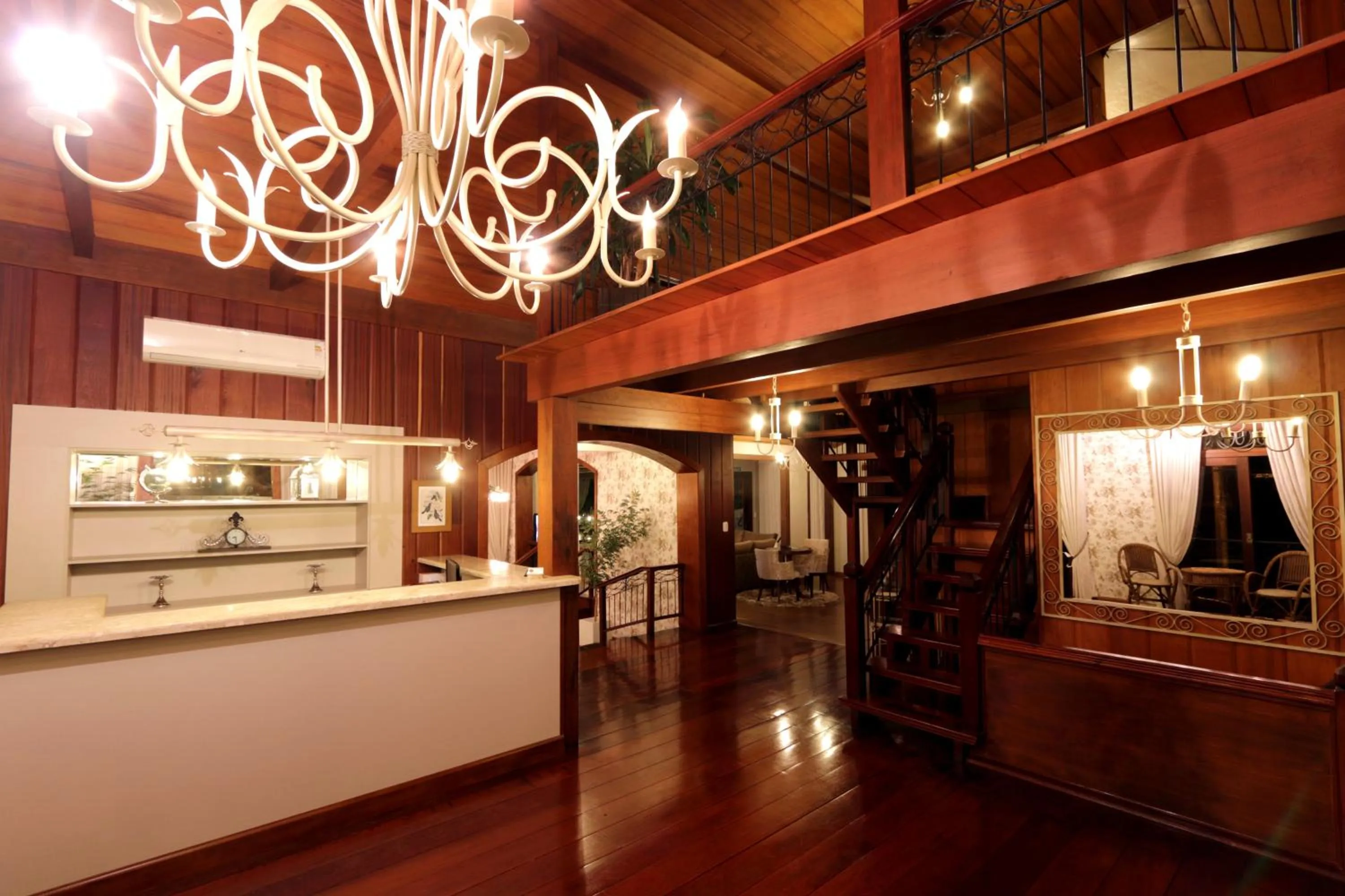 Lobby or reception in Pousada do Verde Gramado