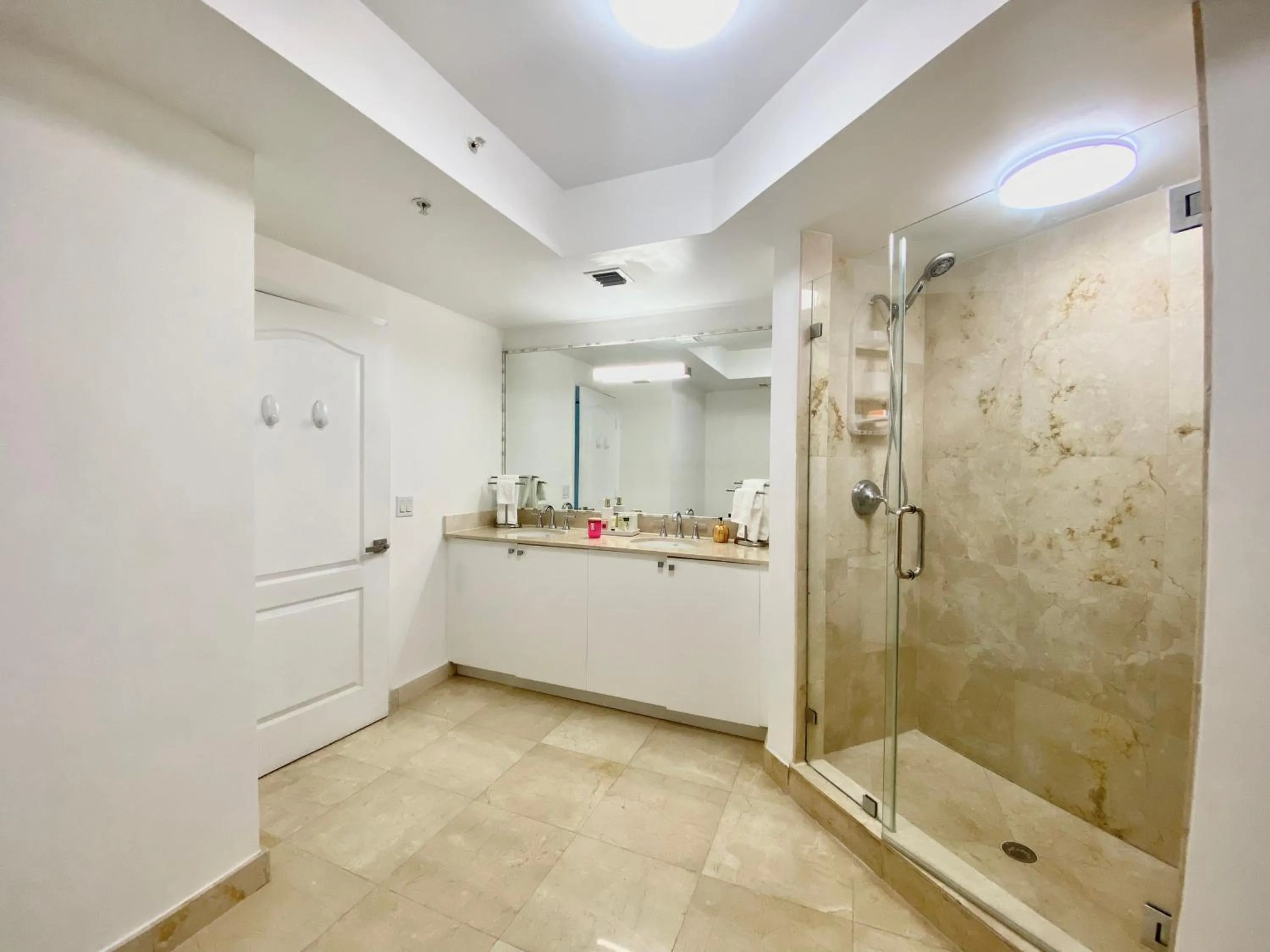 The King David Condos