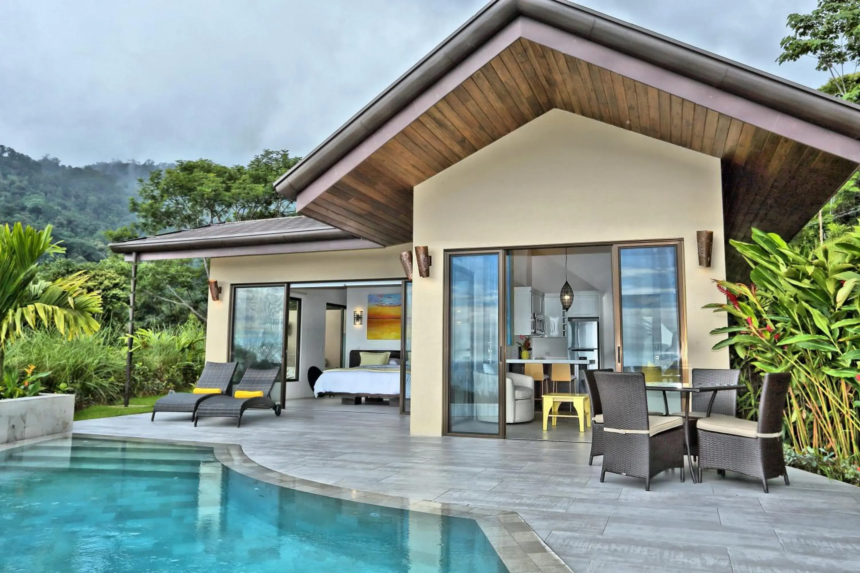 Suite with Private Pool in Golden Pineapple Villas-Adults Only Suite with Private Pool in Golden Pineapple Villas-Adults Only