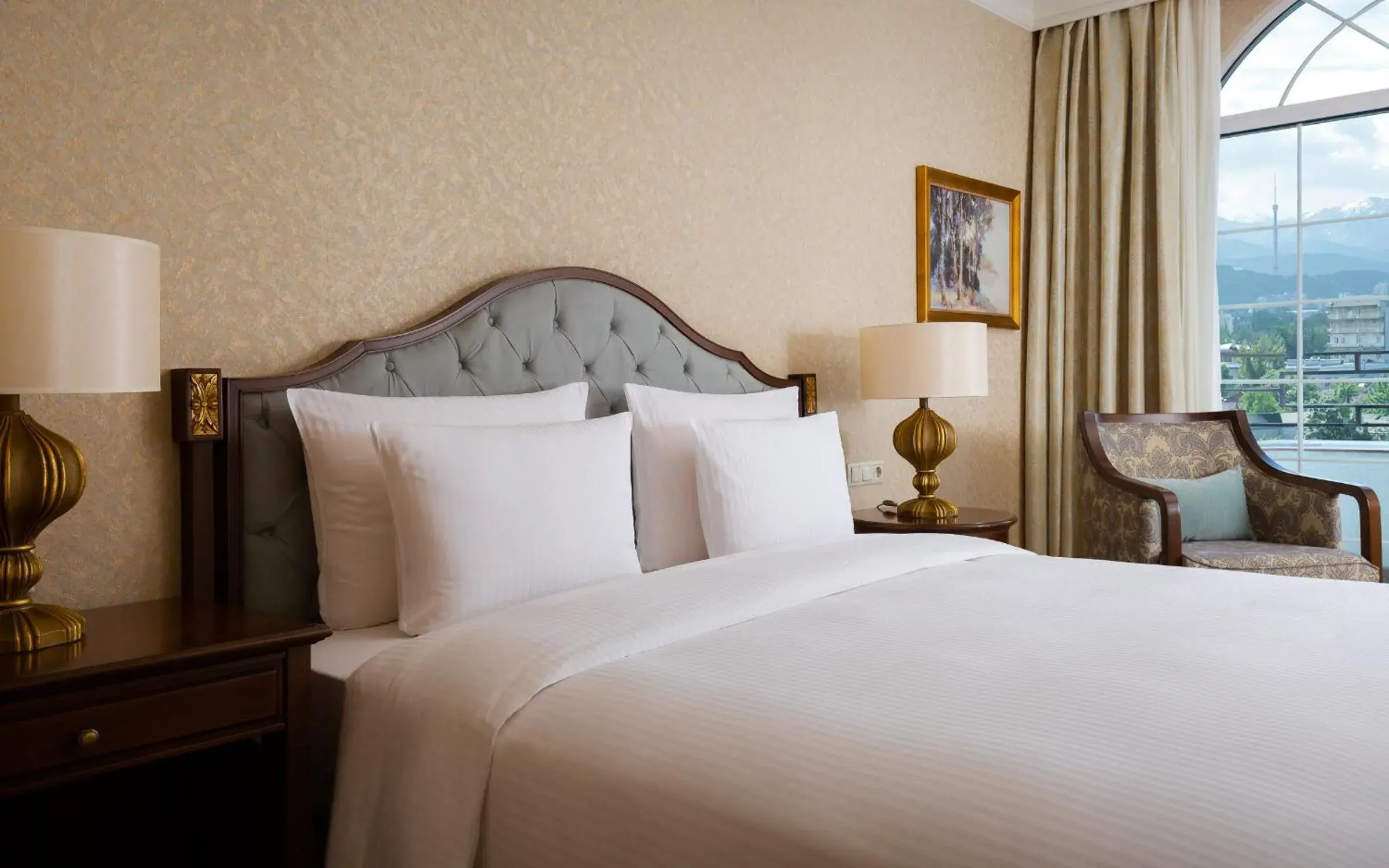 Deluxe Suite in Rixos Almaty Deluxe Suite in Rixos Almaty