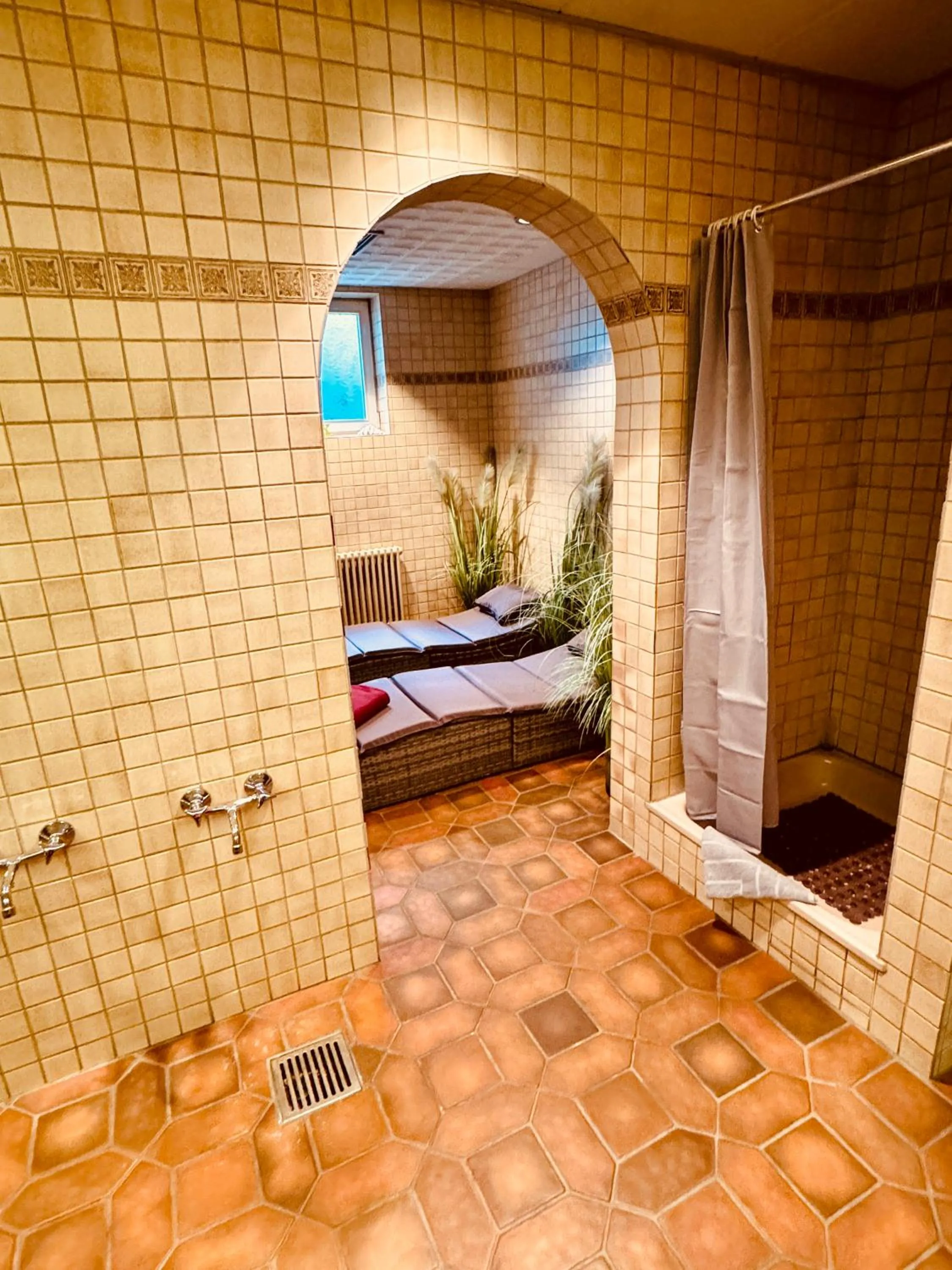 Sauna, Bed in Hotel Restaurant Adler Stube