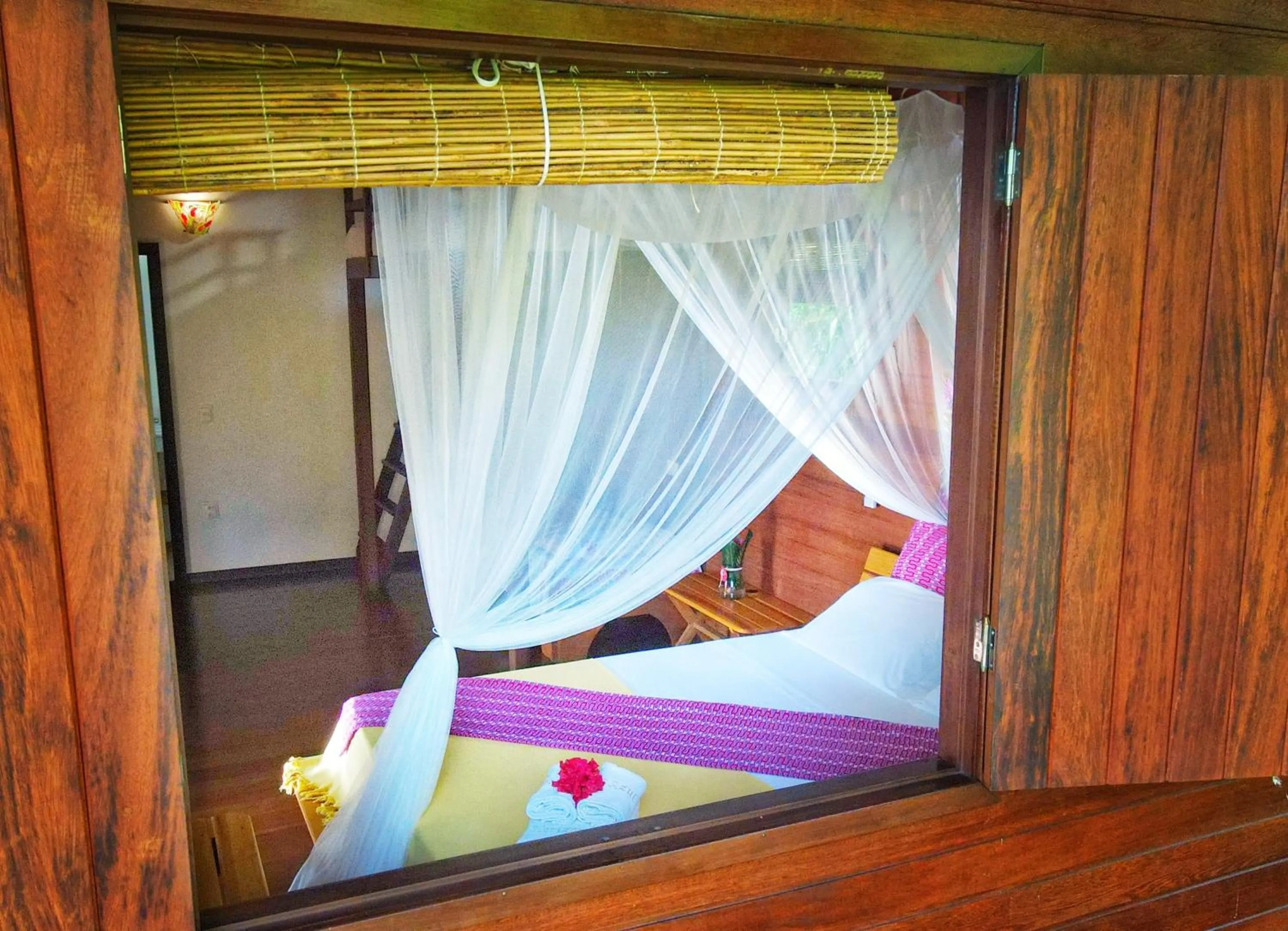 View (from property/room), Bed in Pousada Horizonte Azul