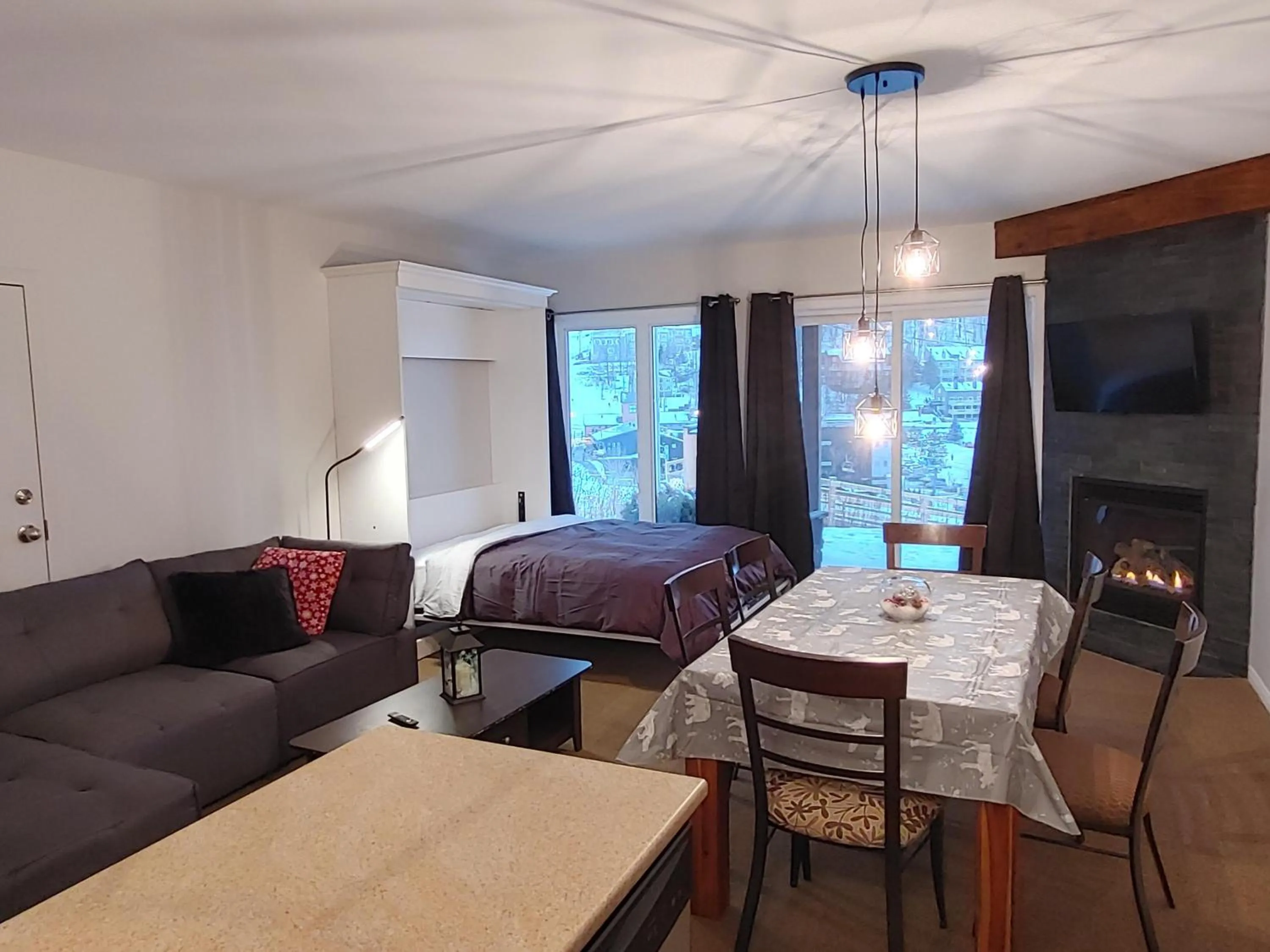 Living room, Bed in Au pied des pentes