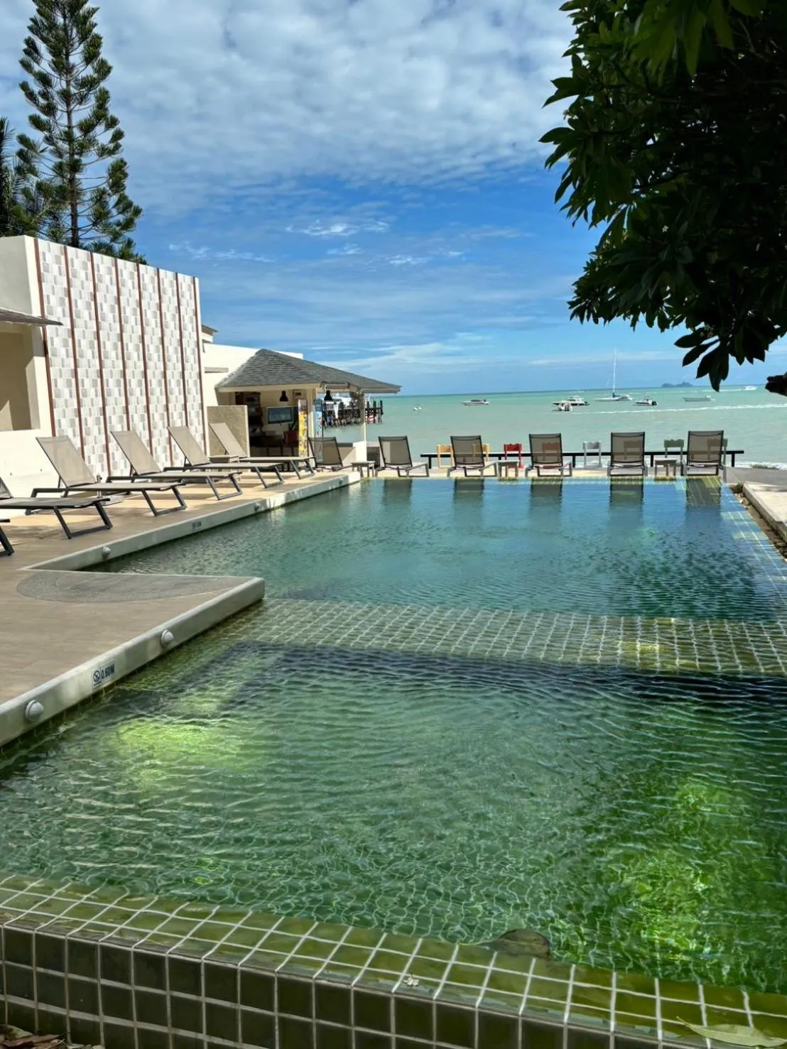 Swimming pool in Punnpreeda Beach Resort - SHA Plus Certified