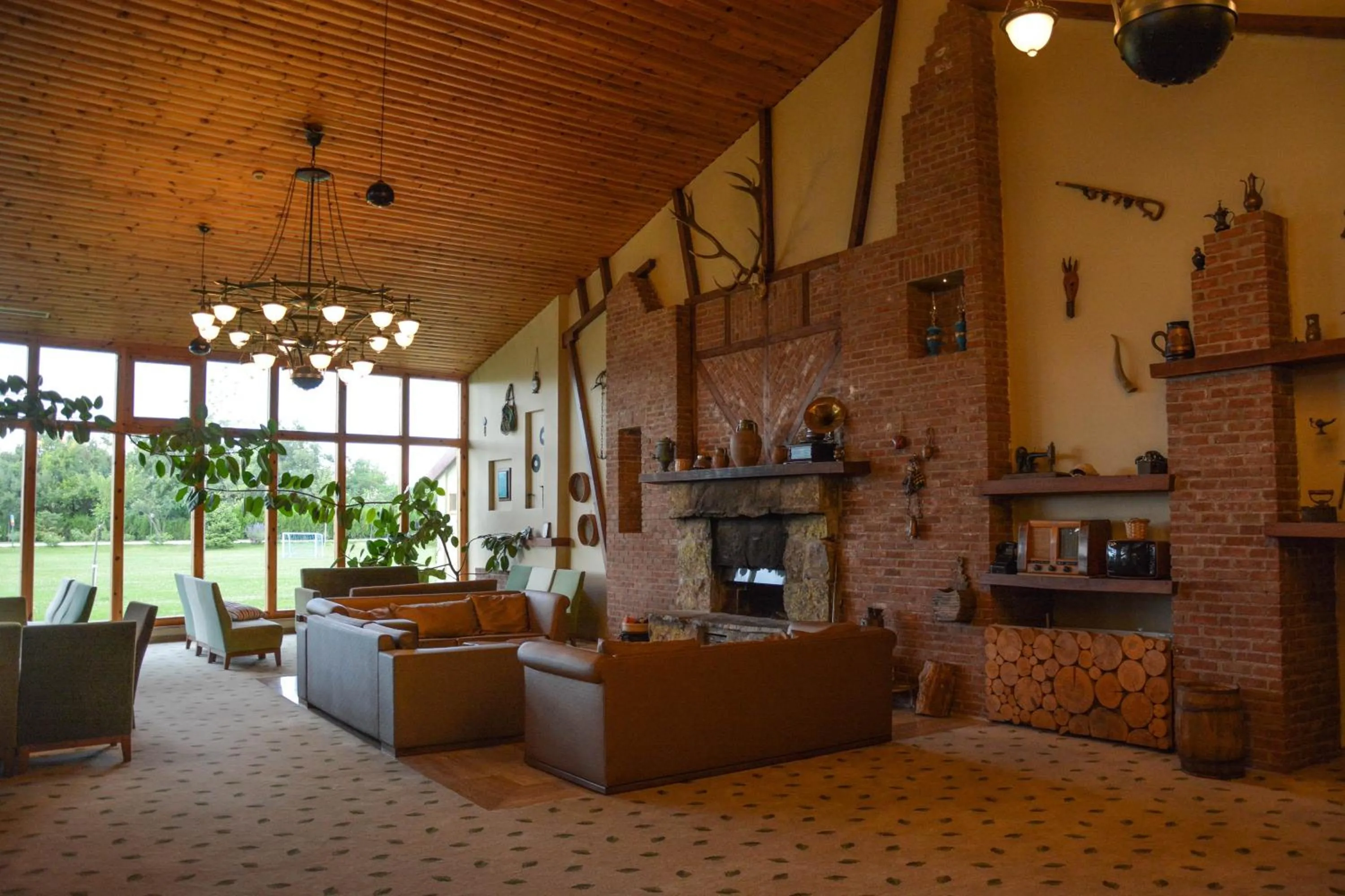 flat iron in Gazelle Resort & Spa