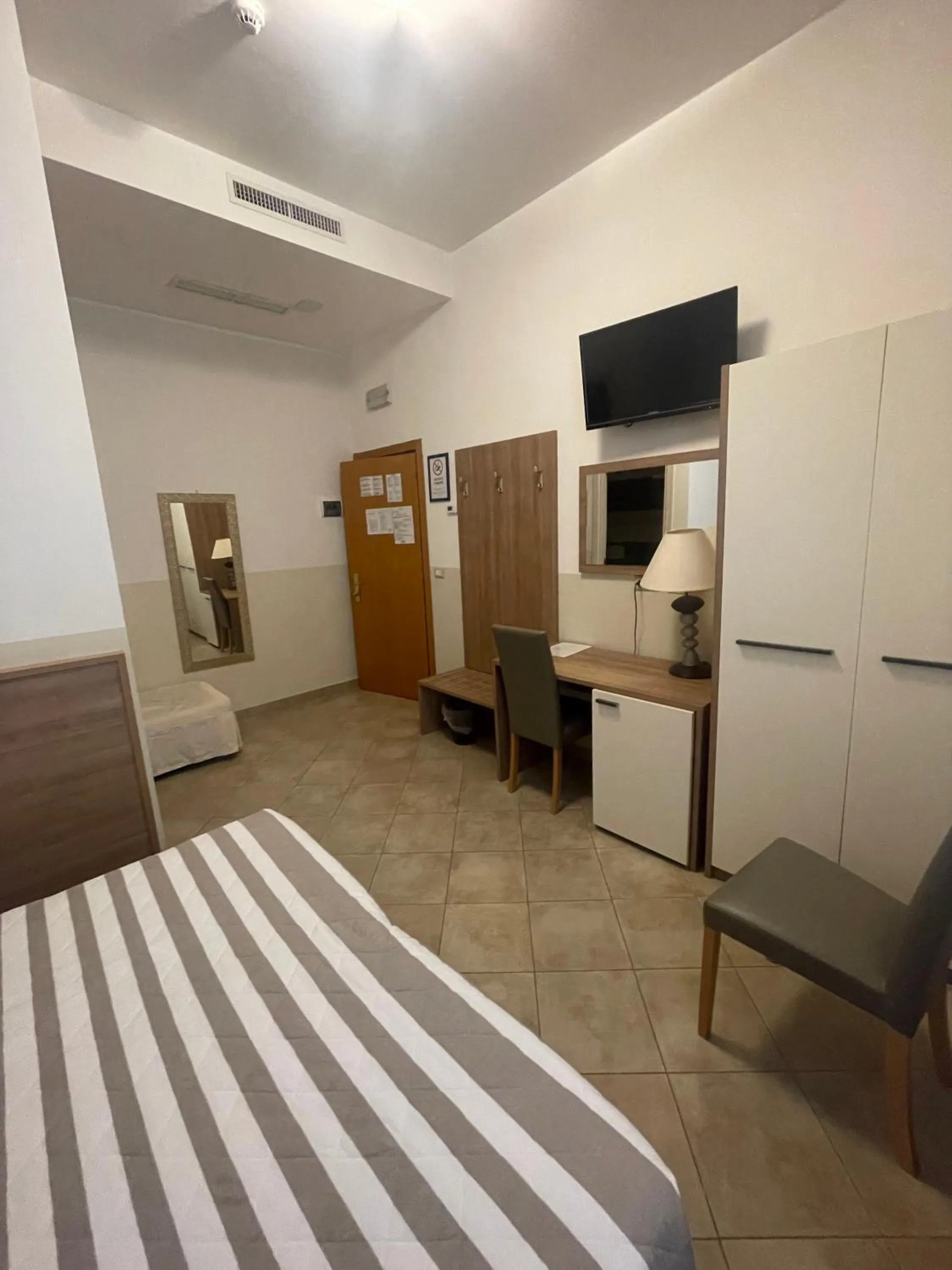 Bed in Hotel Montecarlo