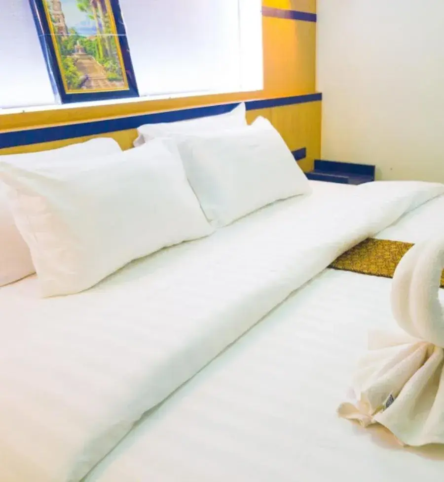 Deluxe Double Room in The Route Sriracha Hotel And Residence Deluxe Double Room in The Route Sriracha Hotel And Residence