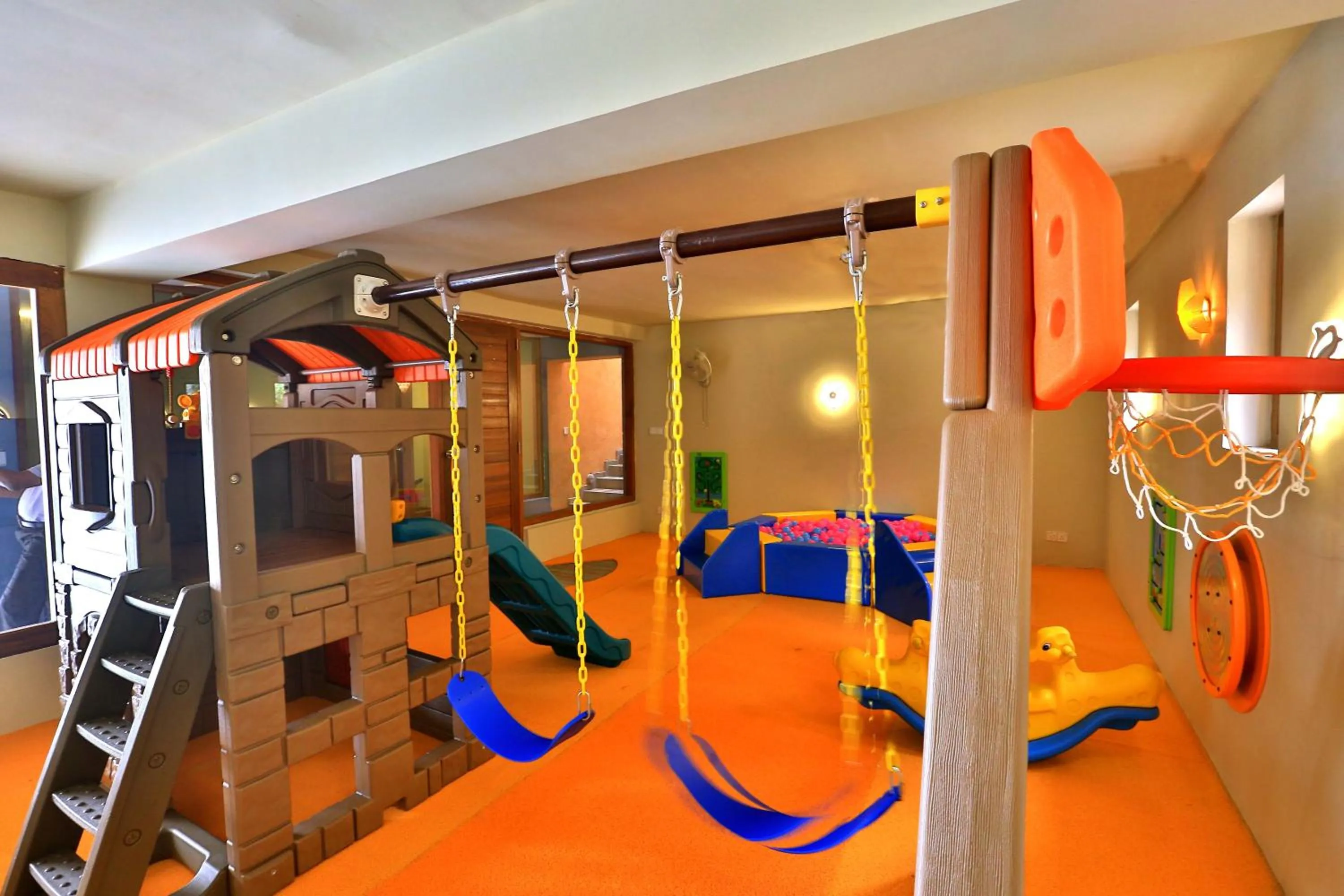 Activities in Thaproban Pavilion Waves