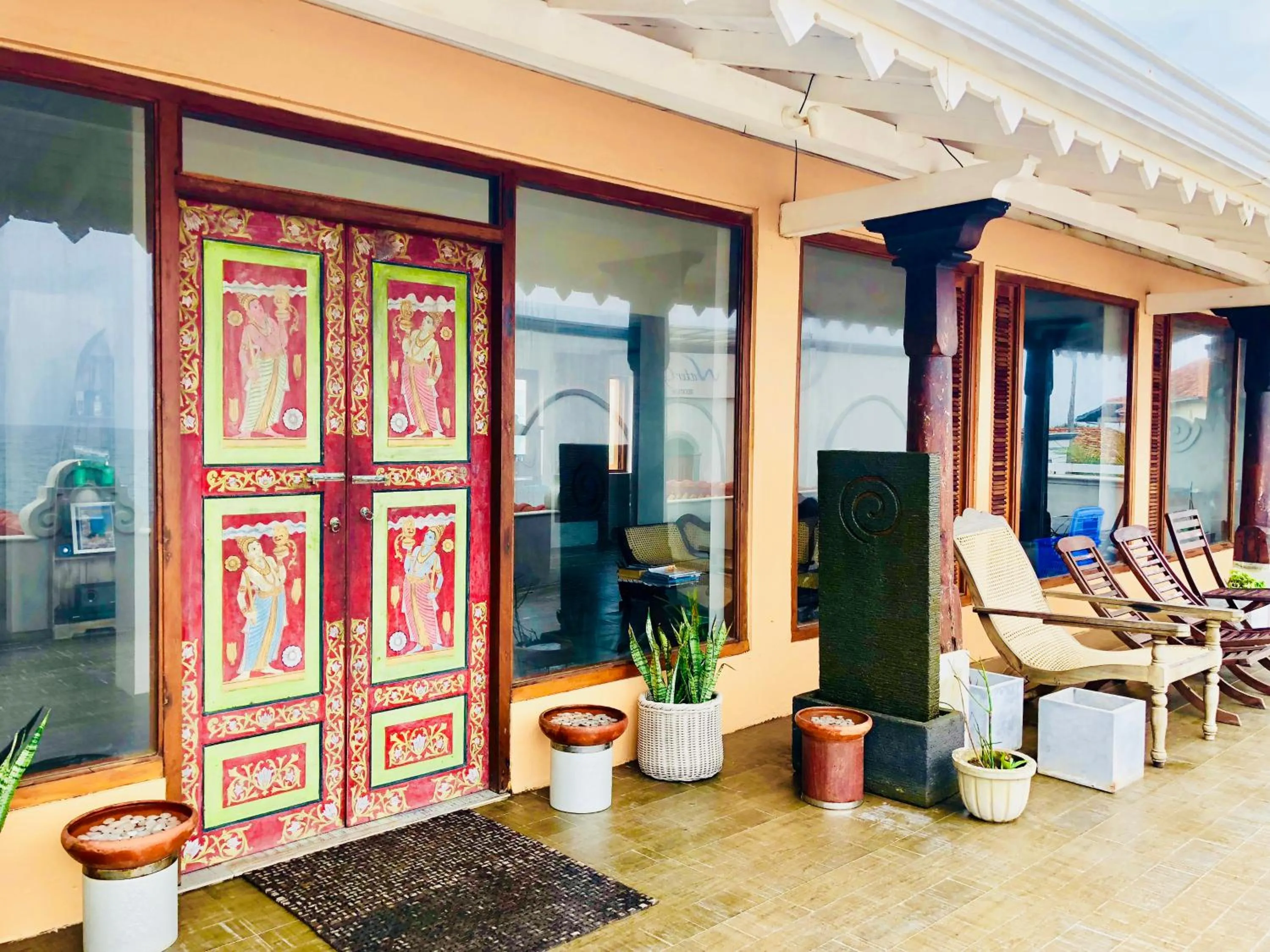 Spa and wellness centre/facilities in Thaproban Pavilion Waves