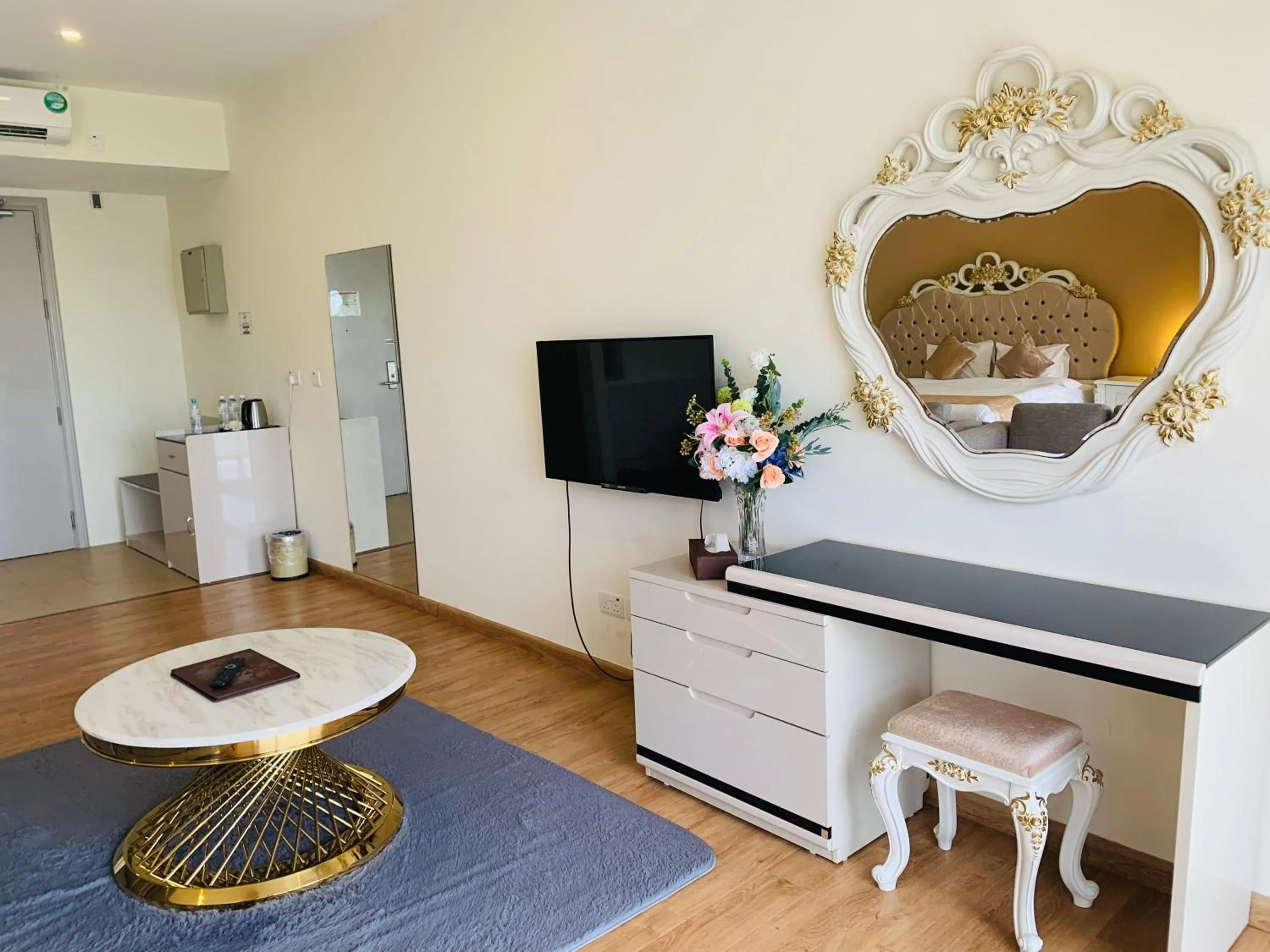 TV and multimedia in Wafa Hotel & Apartment