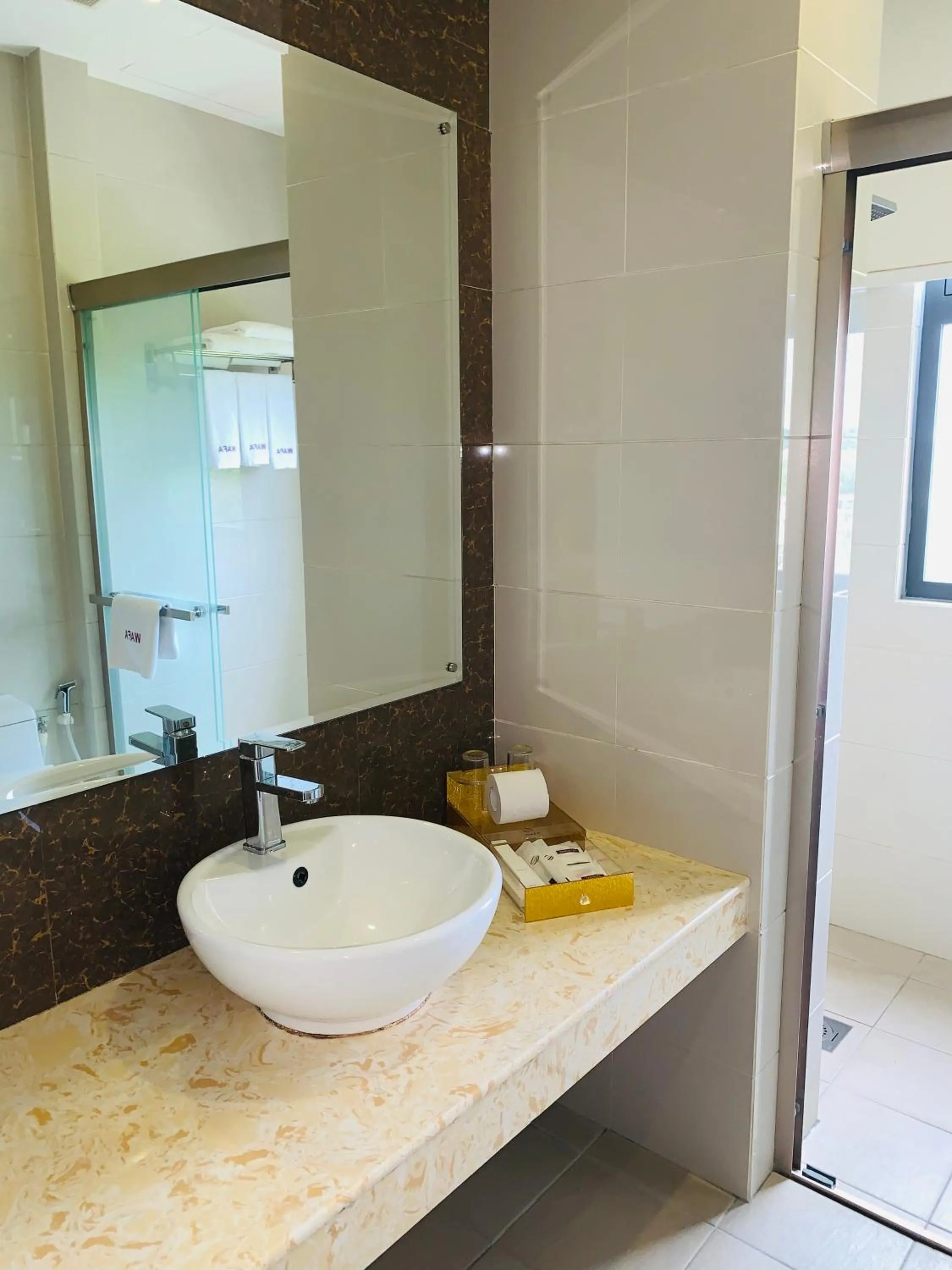 Shower in Wafa Hotel & Apartment