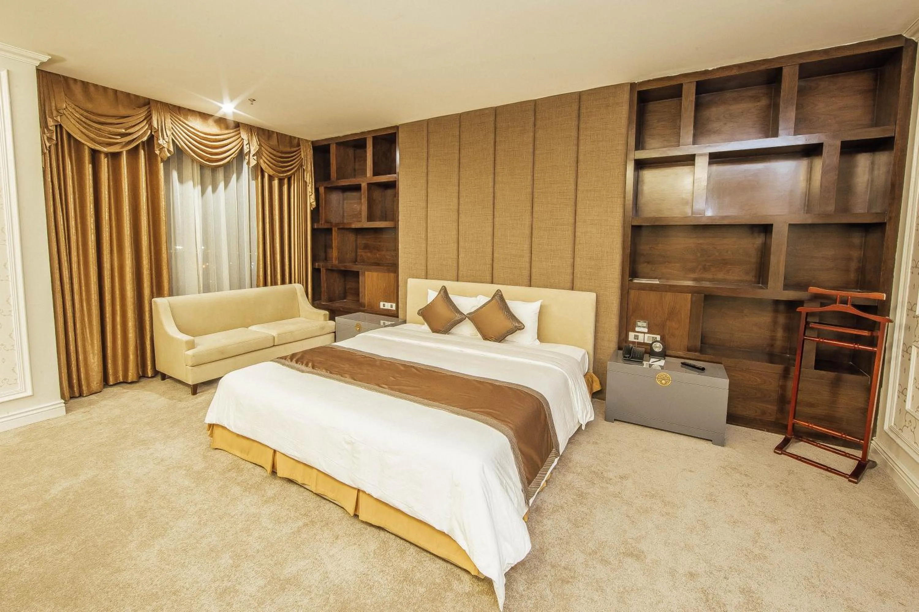 Bed in Muong Thanh Luxury Bac Ninh Hotel