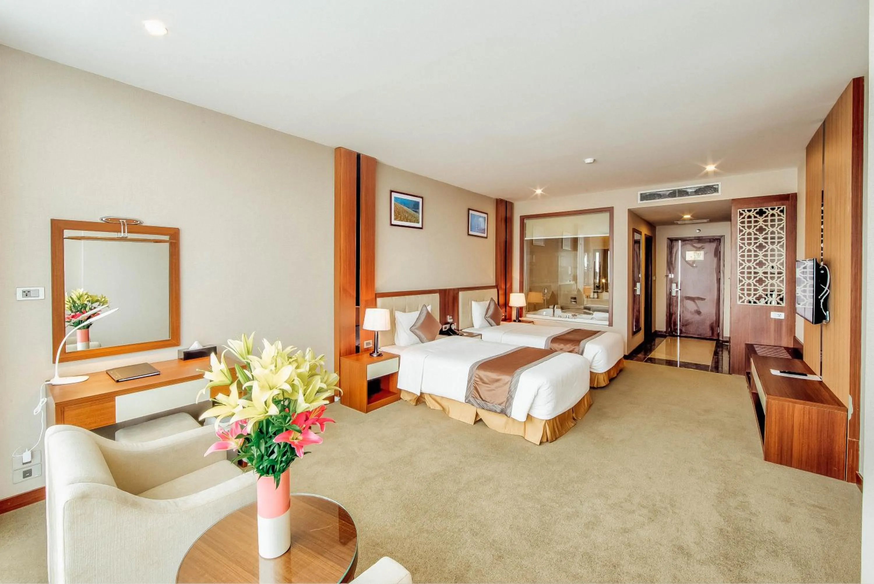 Bed in Muong Thanh Luxury Bac Ninh Hotel