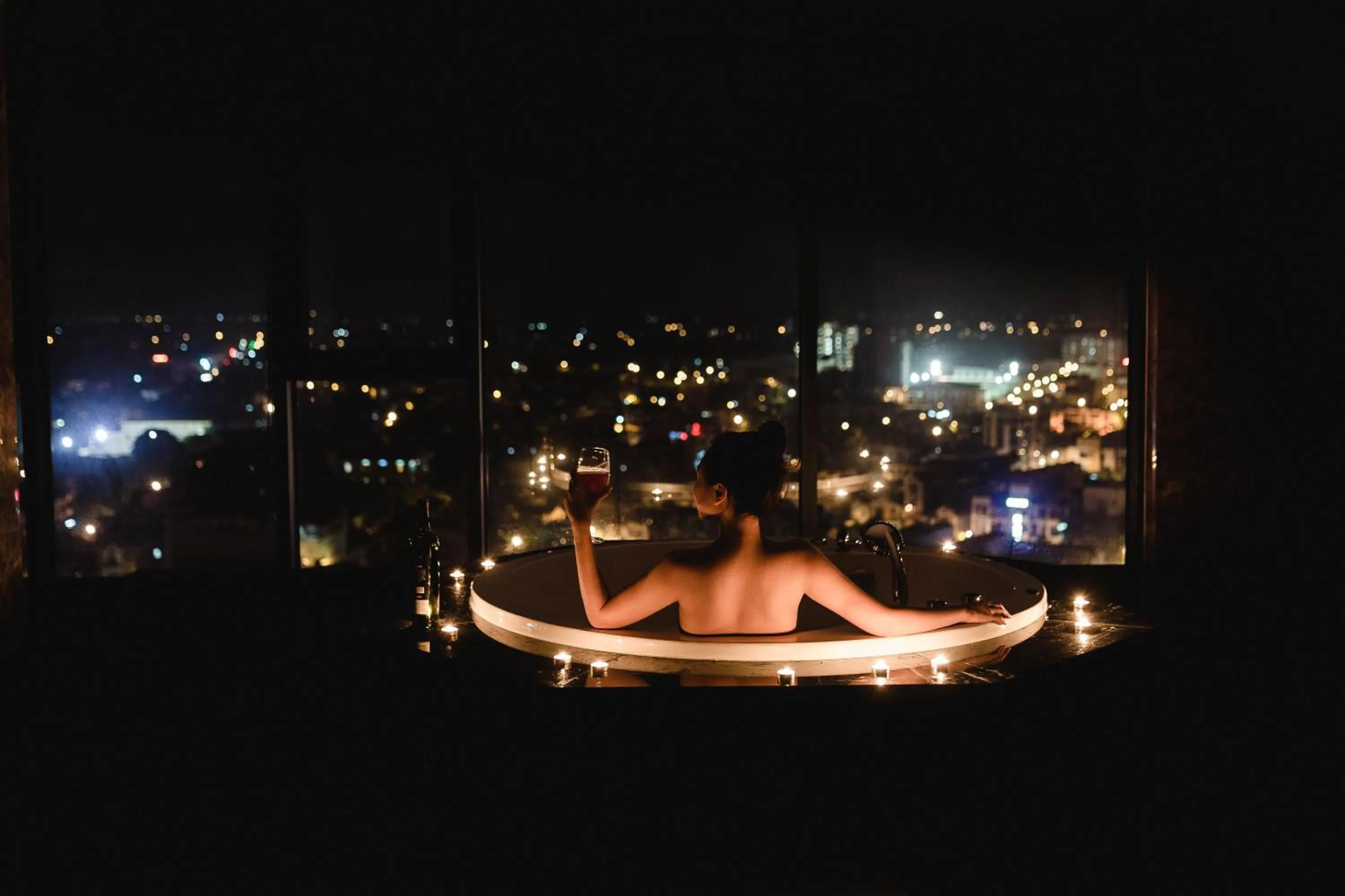 Night in Muong Thanh Luxury Bac Ninh Hotel