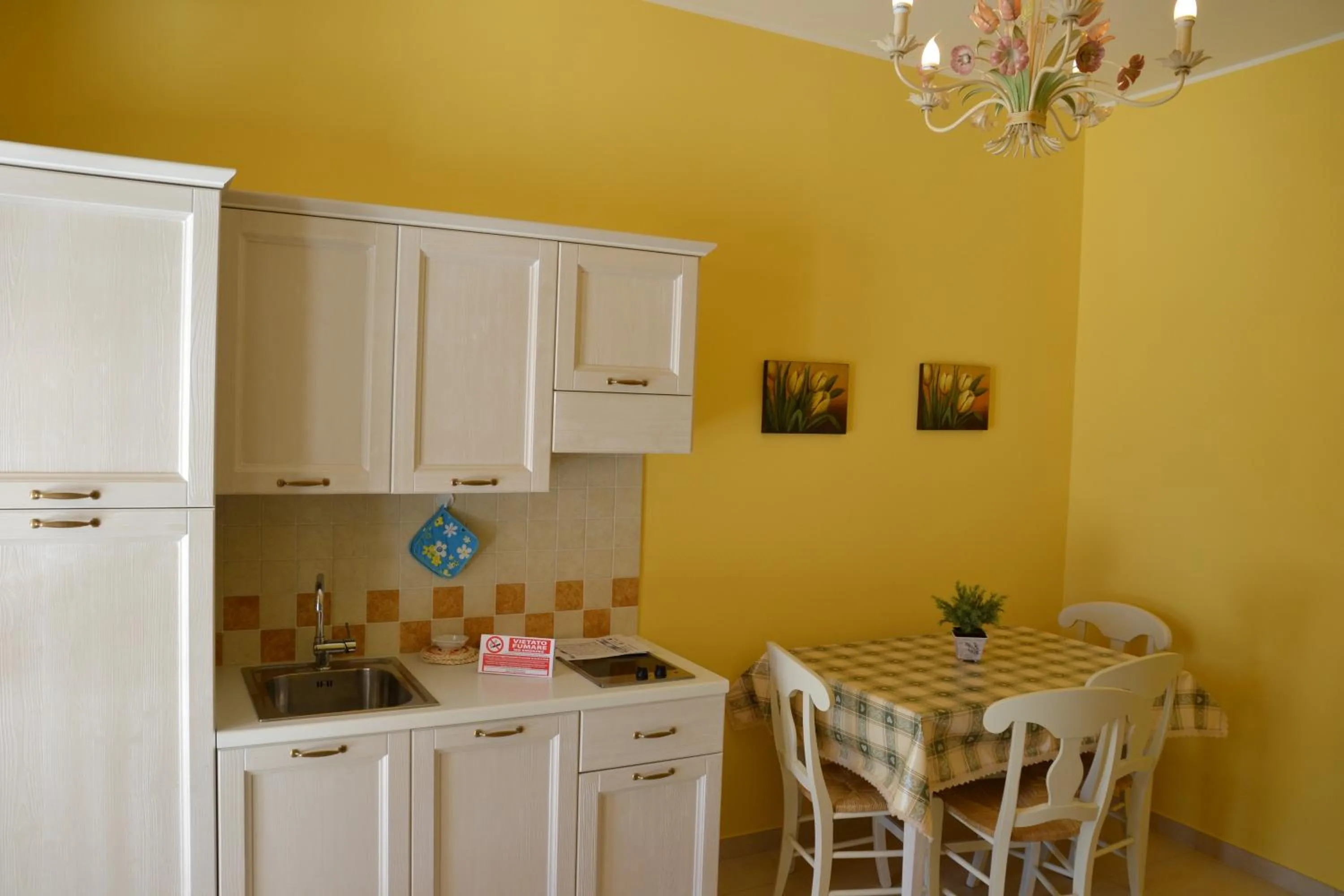 Coffee/tea facilities in Incantea Resort