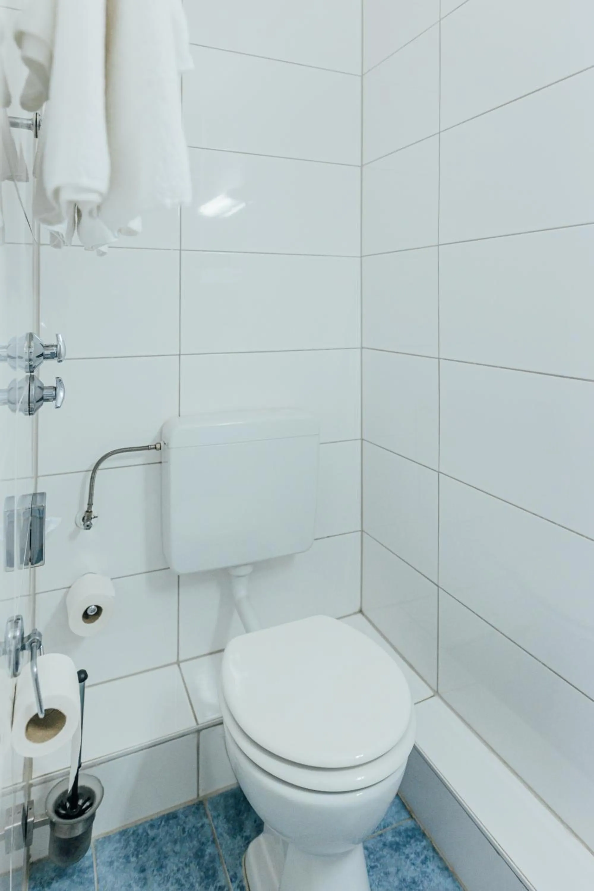 Bathroom in Hotel Commerz Hamburg